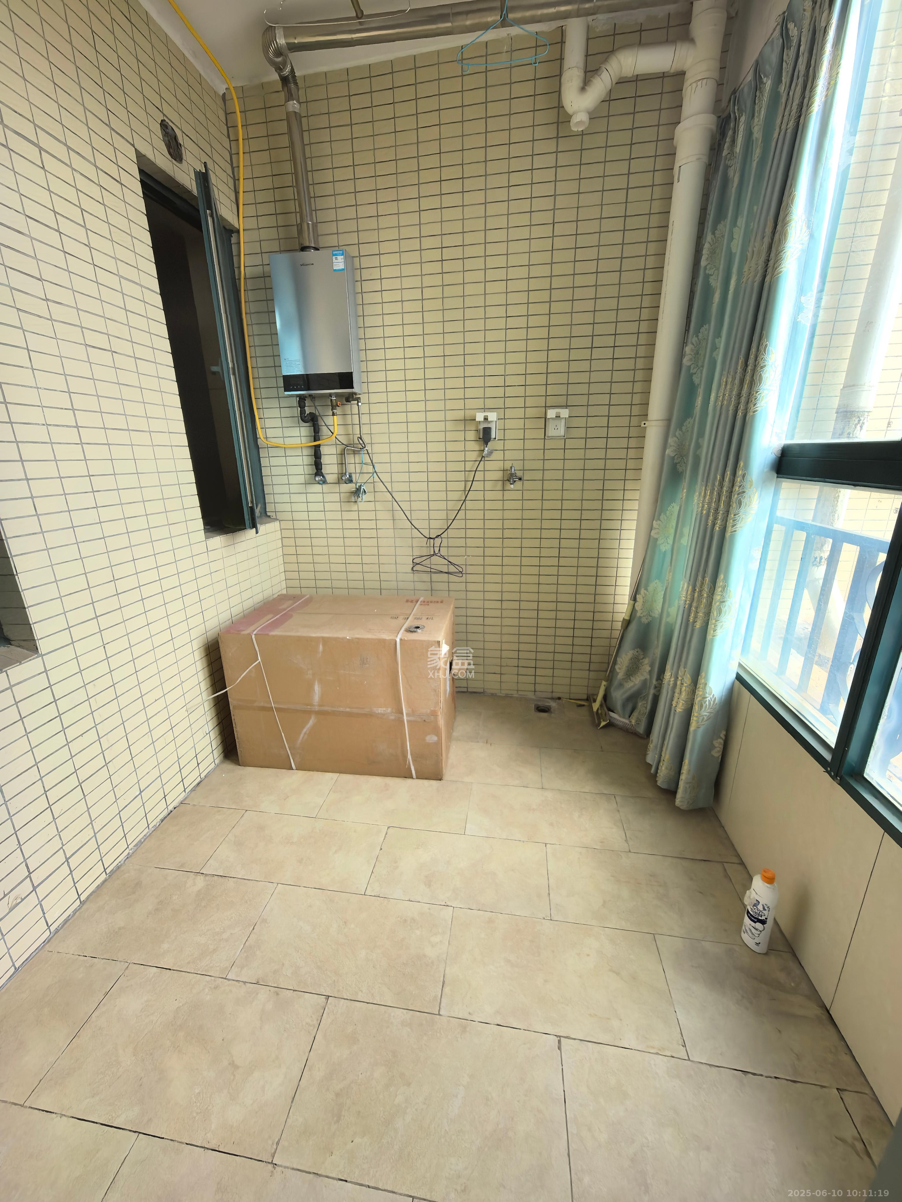 恒大雅苑 4室2厅1卫 7500.0元/月 恒大雅苑 4室2厅1卫 7500.0元/月室内图