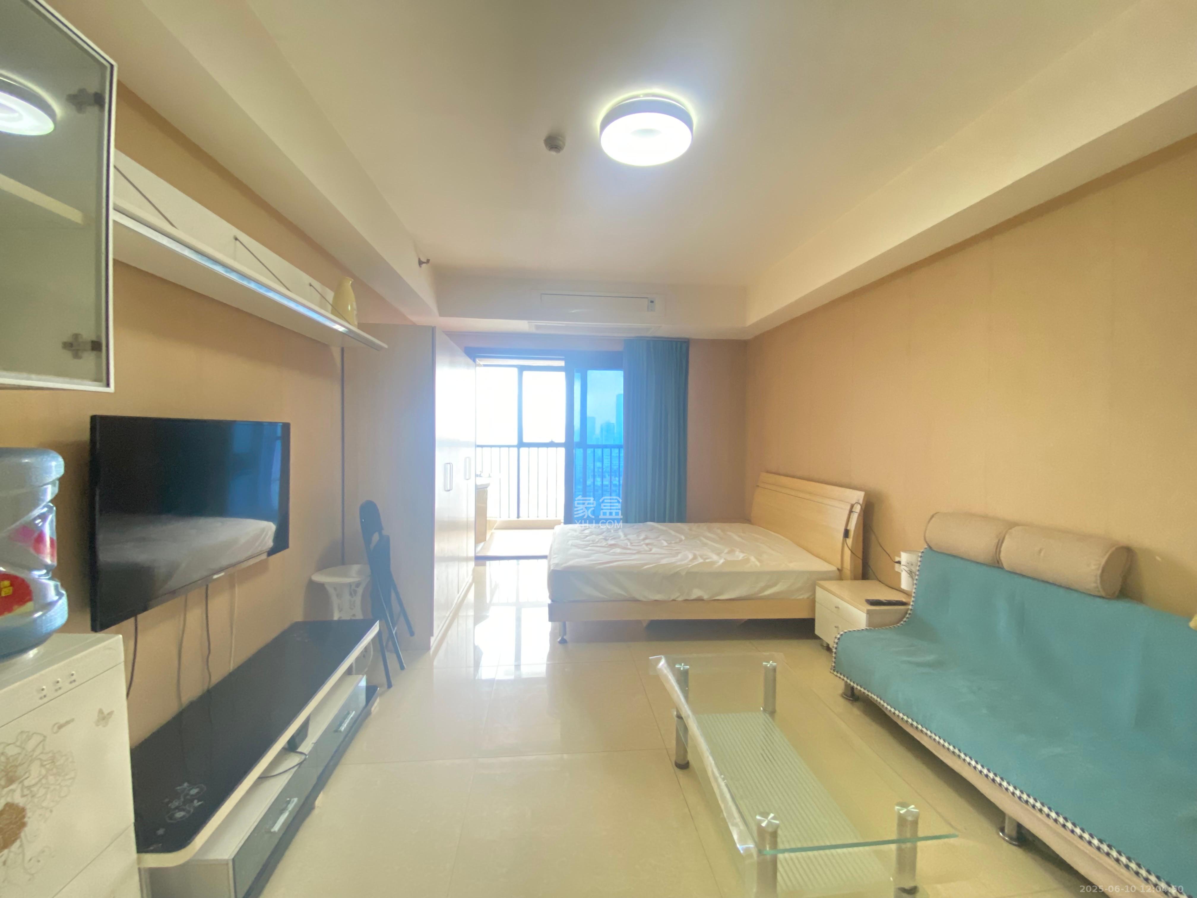 东塘瑞府  1室1厅1卫   1700.00元/月