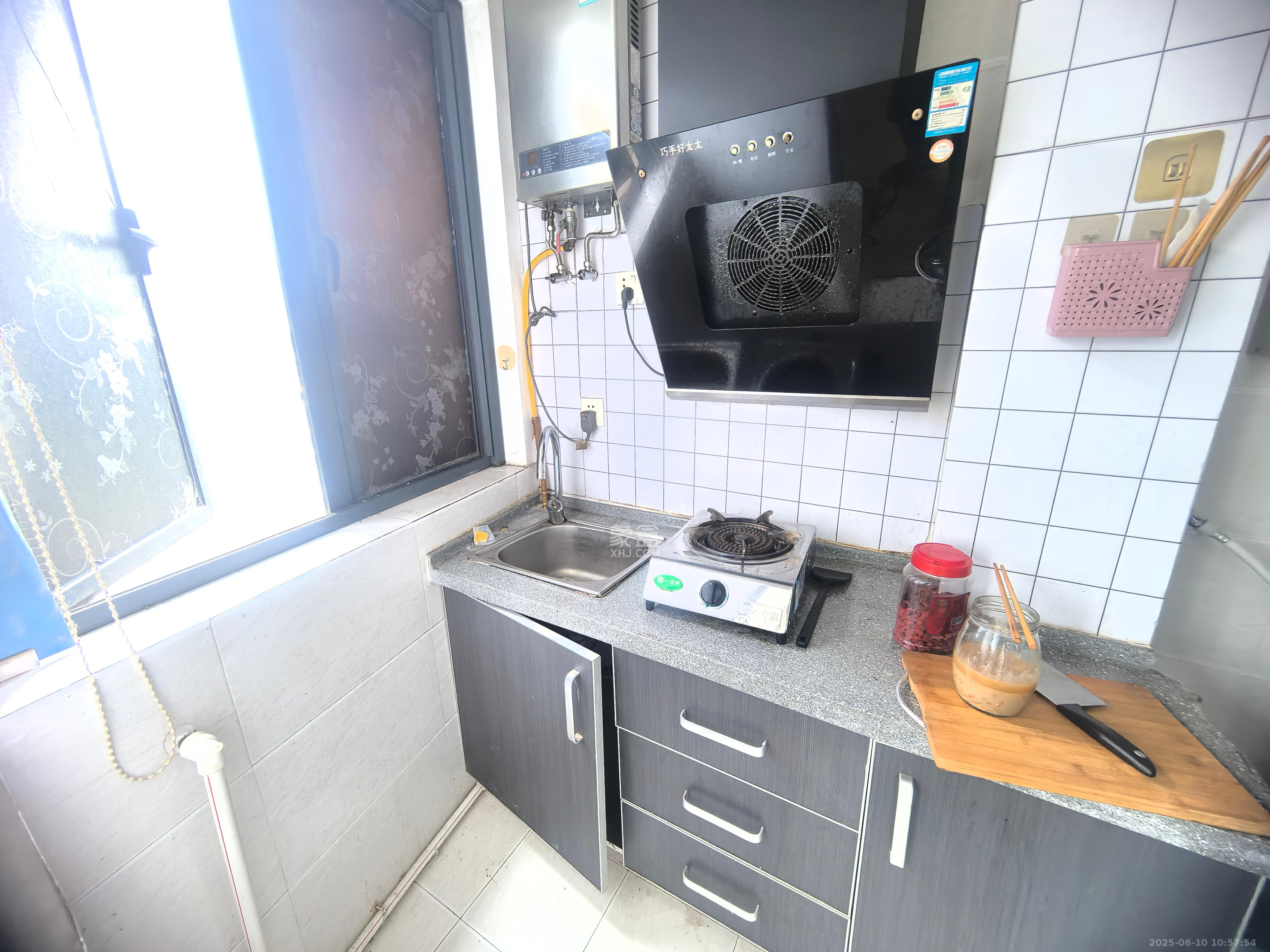 印象天心 1室1厅1卫 1600.0元/月 印象天心 1室1厅1卫 1600.0元/月室内图