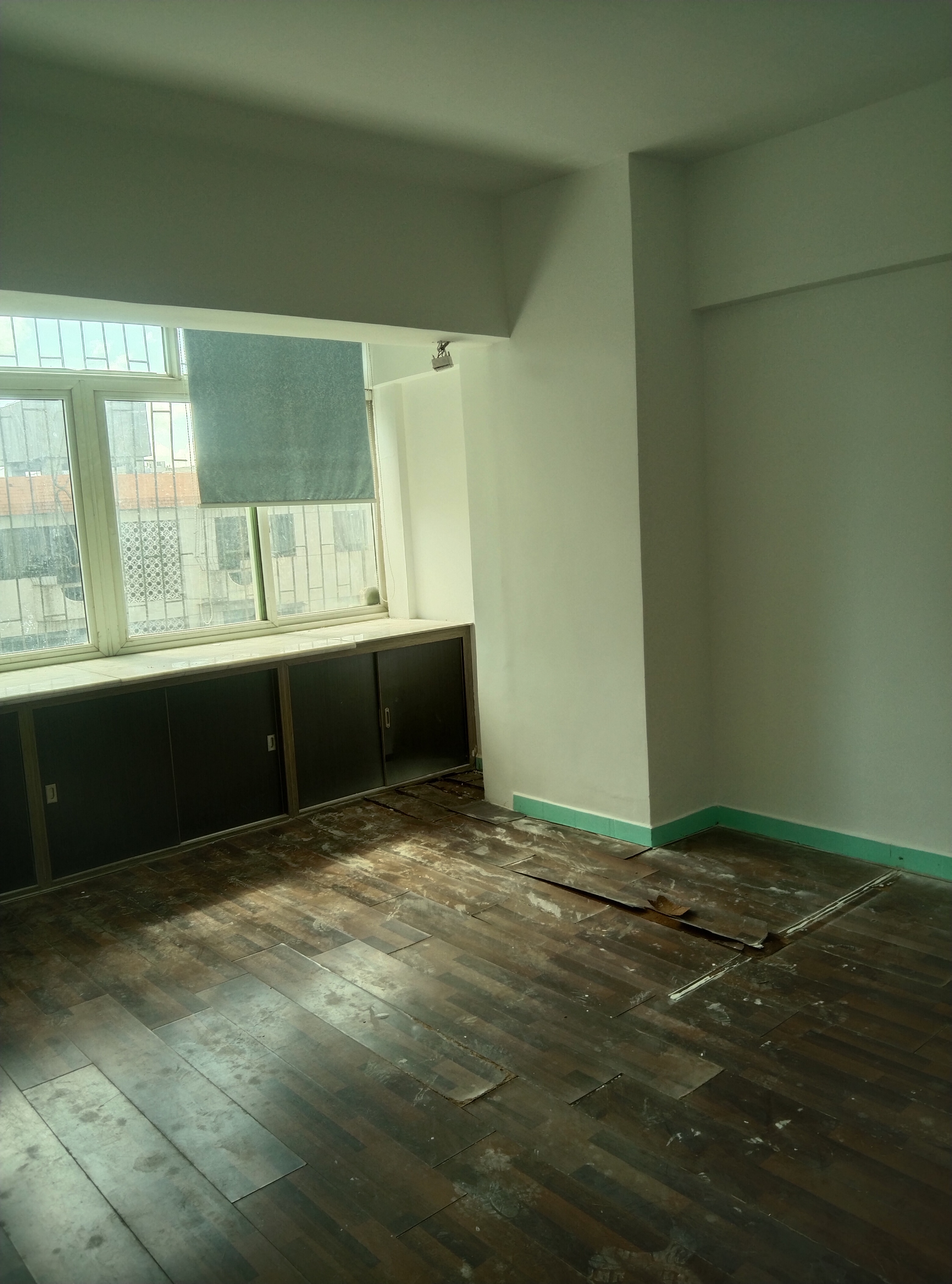 海瀛大厦 4室2厅2卫 3500.0元/月 海瀛大厦 4室2厅2卫 3500.0元/月室内图