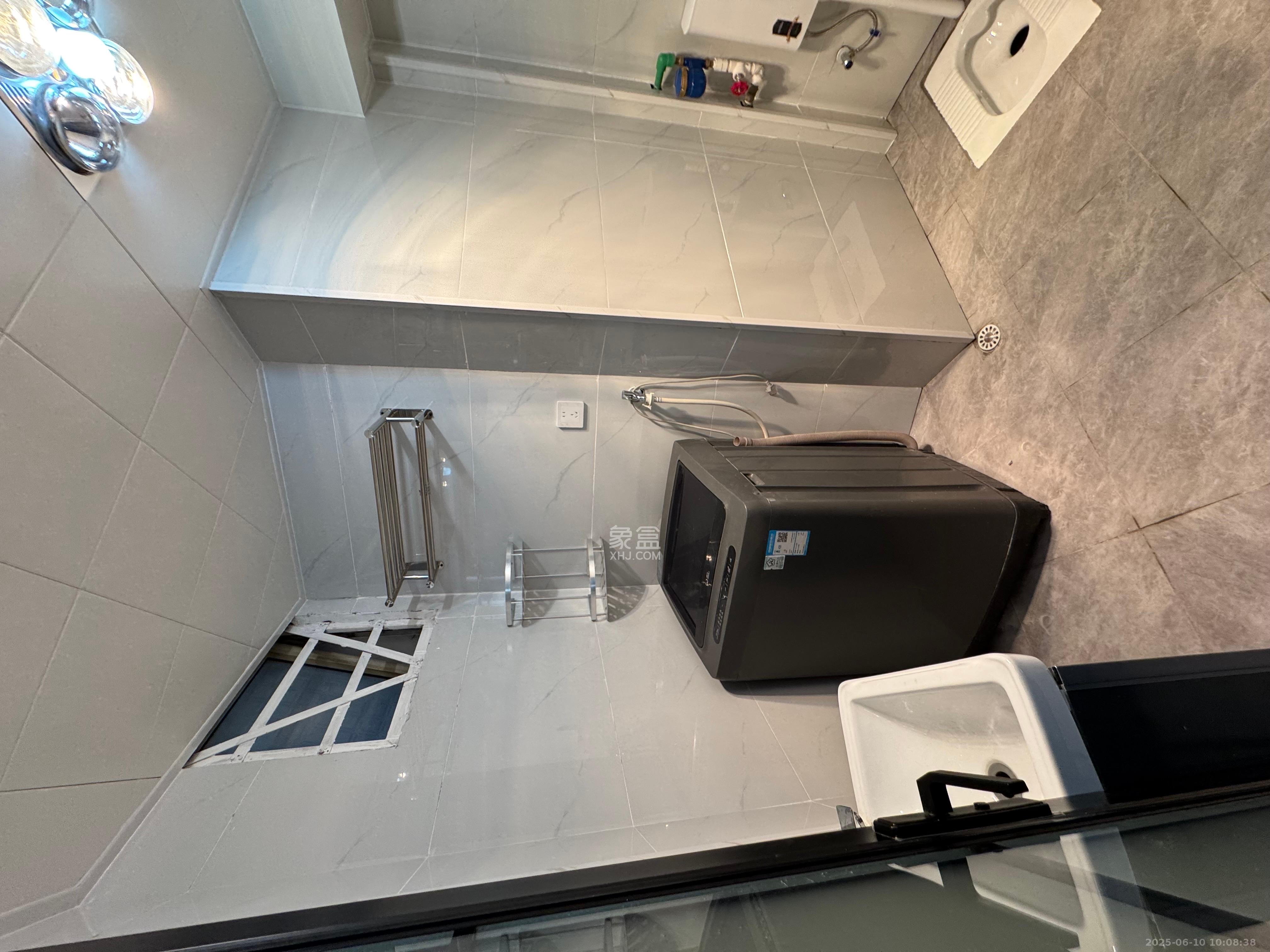 新世界商贸城 1室1厅1卫 2300.0元/月 新世界商贸城 1室1厅1卫 2300.0元/月室内图