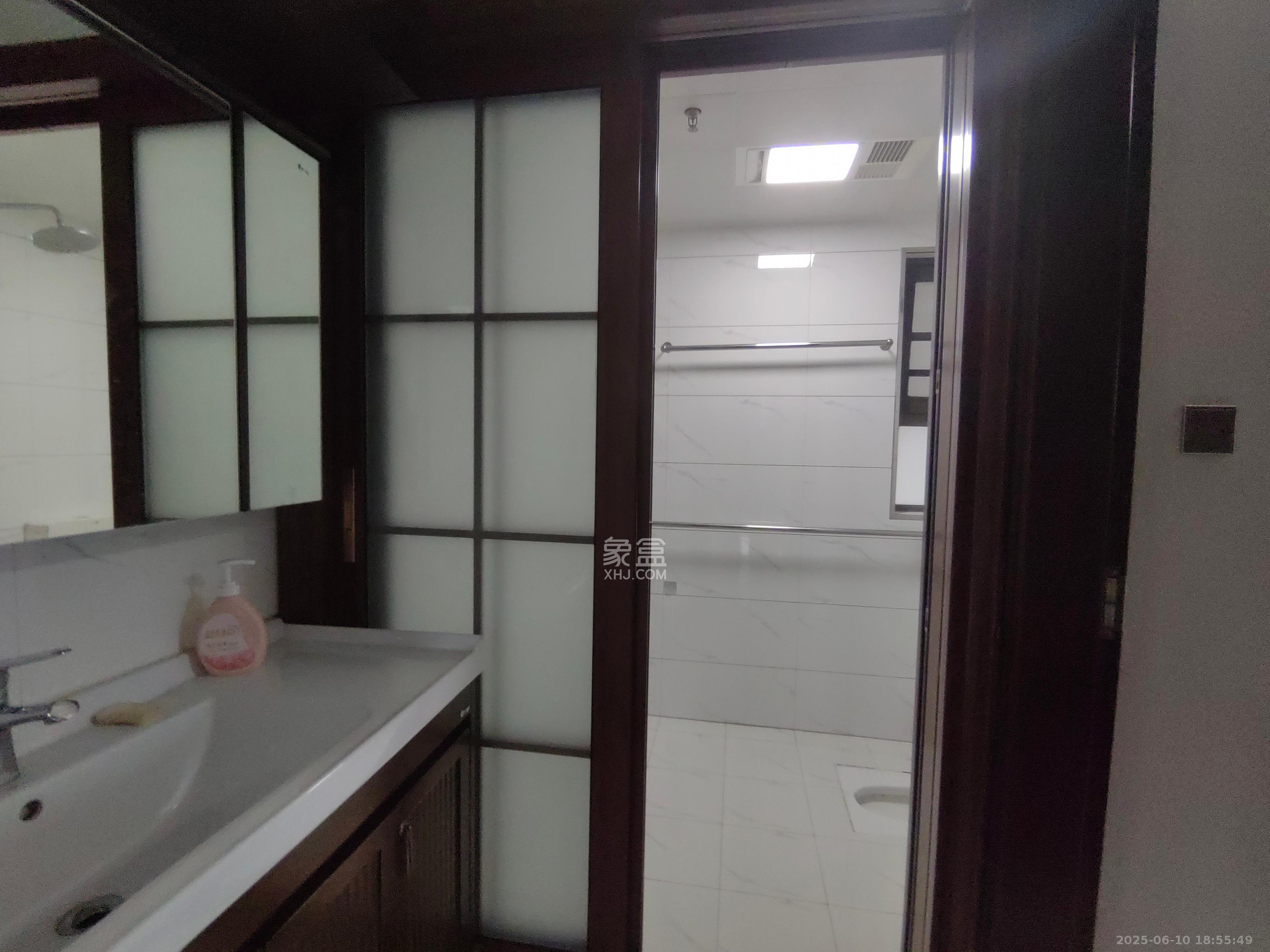 佳兆业云顶梅溪湖（佳兆业梅溪荟）  3室2厅1卫   3200.00元/月室内图