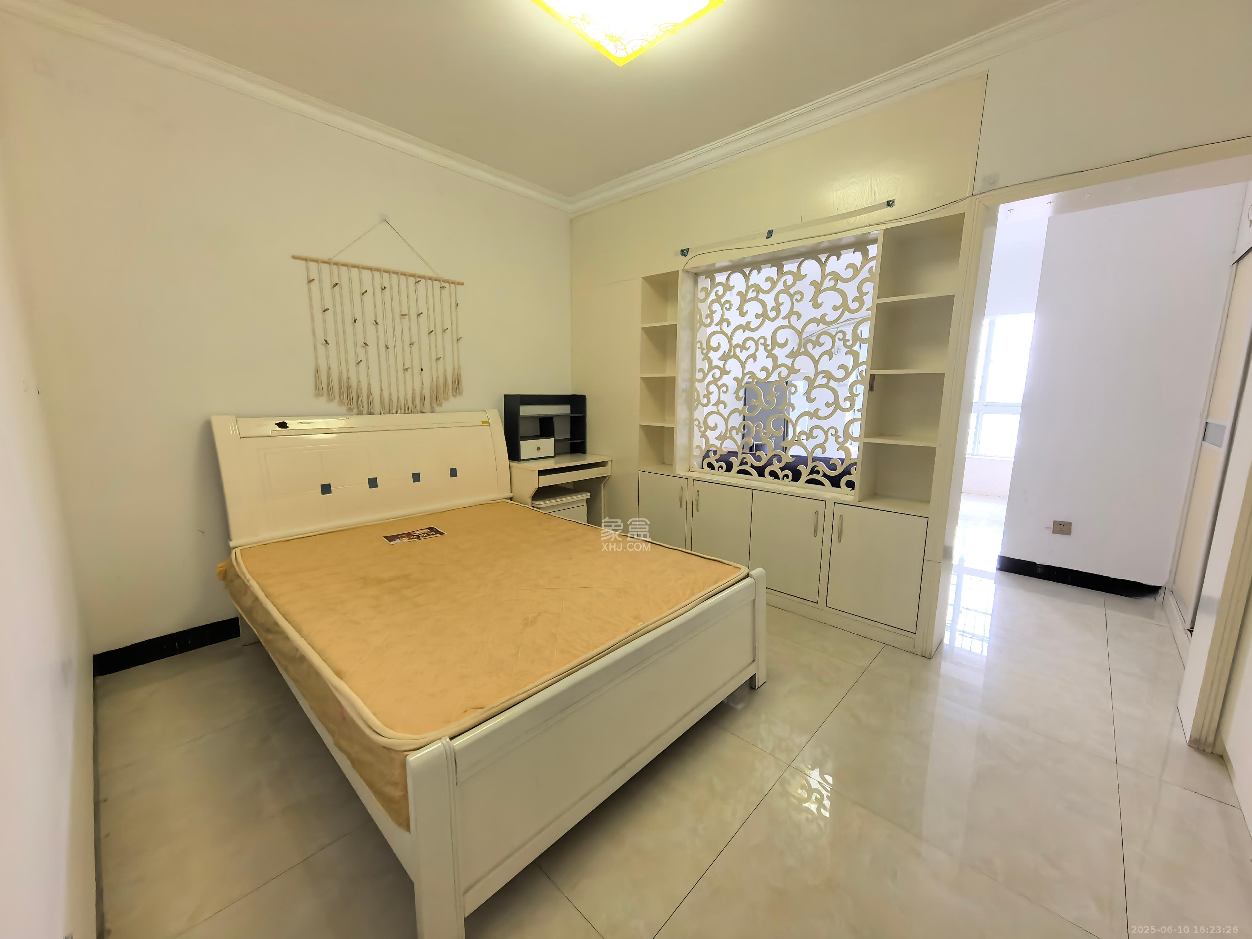 先锋东外滩  1室1厅1卫    1600.0元/月 先锋东外滩  1室1厅1卫    1600.0元/月室内图