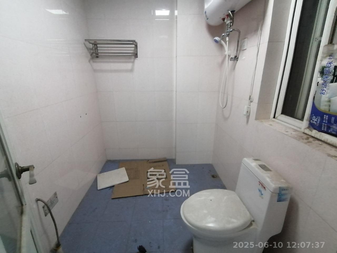 长远华樟名府 4室2厅1卫 3200.0元/月 长远华樟名府 4室2厅1卫 3200.0元/月室内图