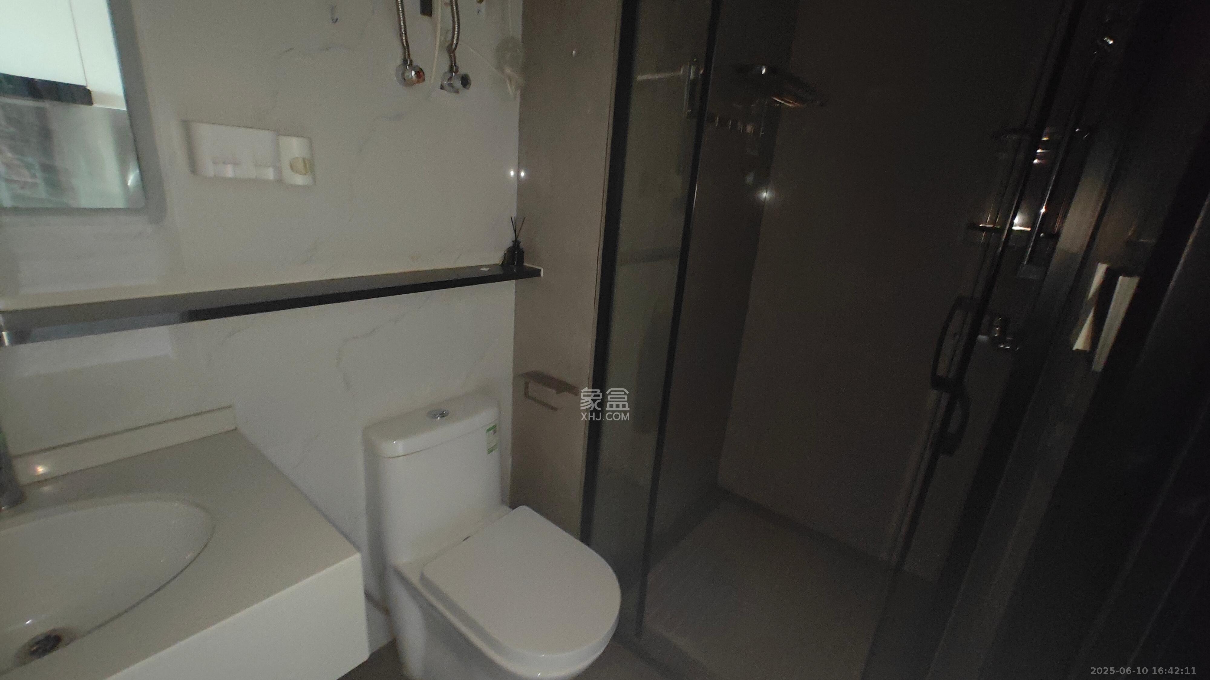 阳光城檀悦  1室1厅1卫   1900.00元/月室内图