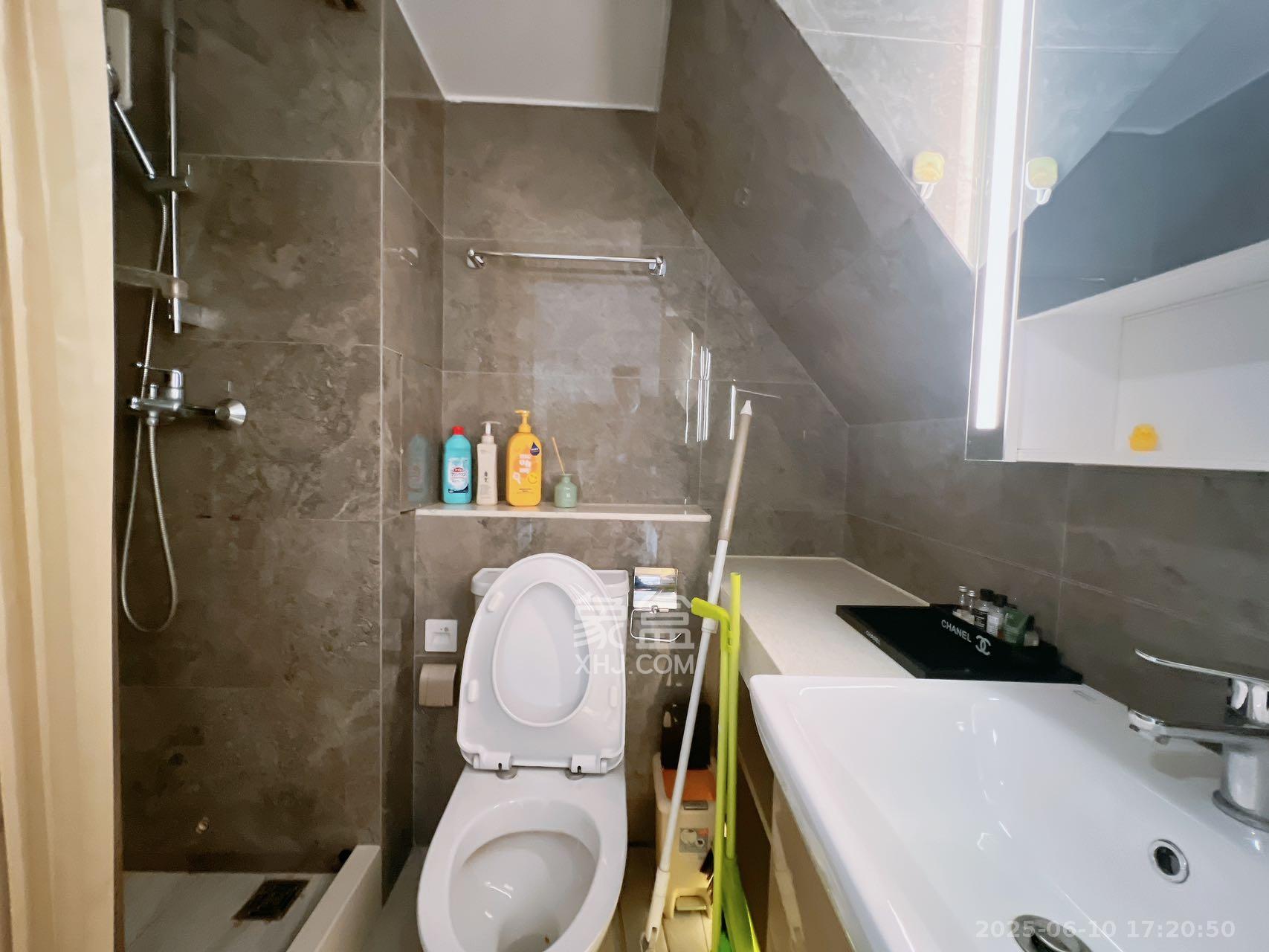 华远华时代 2室1厅1卫 3600.0元/月 华远华时代 2室1厅1卫 3600.0元/月小区图