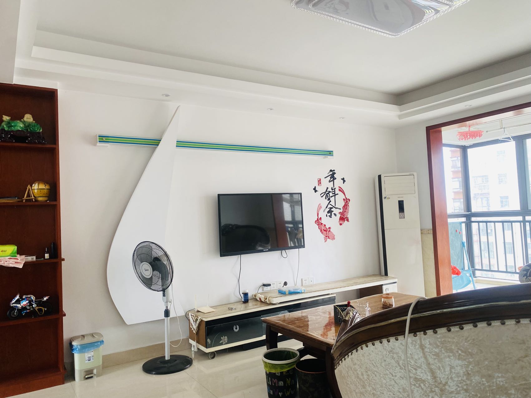 古城春天 3室2厅2卫 1600.0元/月 古城春天 3室2厅2卫 1600.0元/月室内图