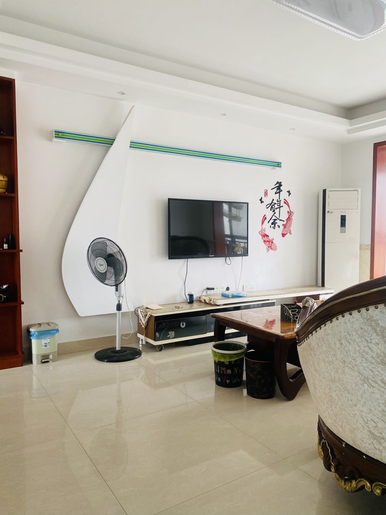 古城春天 3室2厅2卫 1600.0元/月 古城春天 3室2厅2卫 1600.0元/月室内图