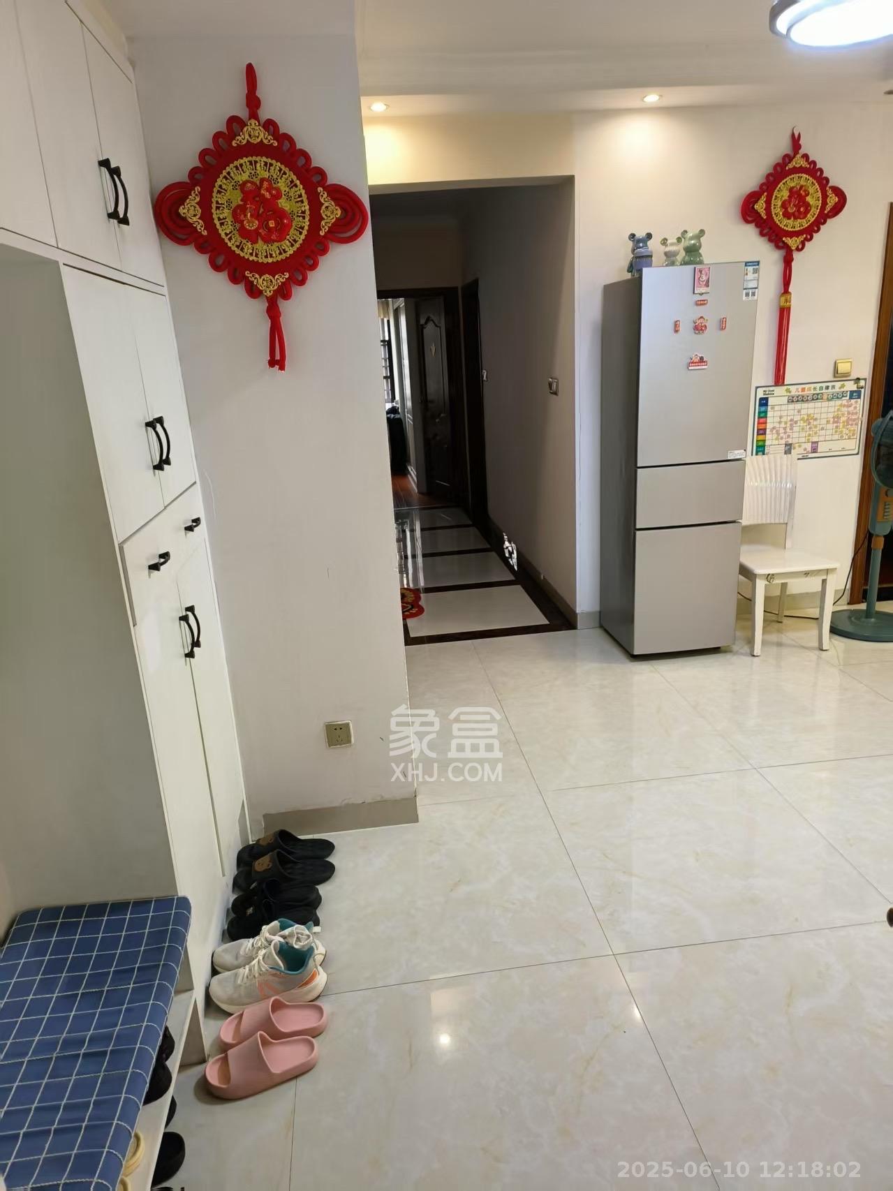 南山雍江汇（滨江国际新城）  3室2厅1卫    3000.0元/月室内图