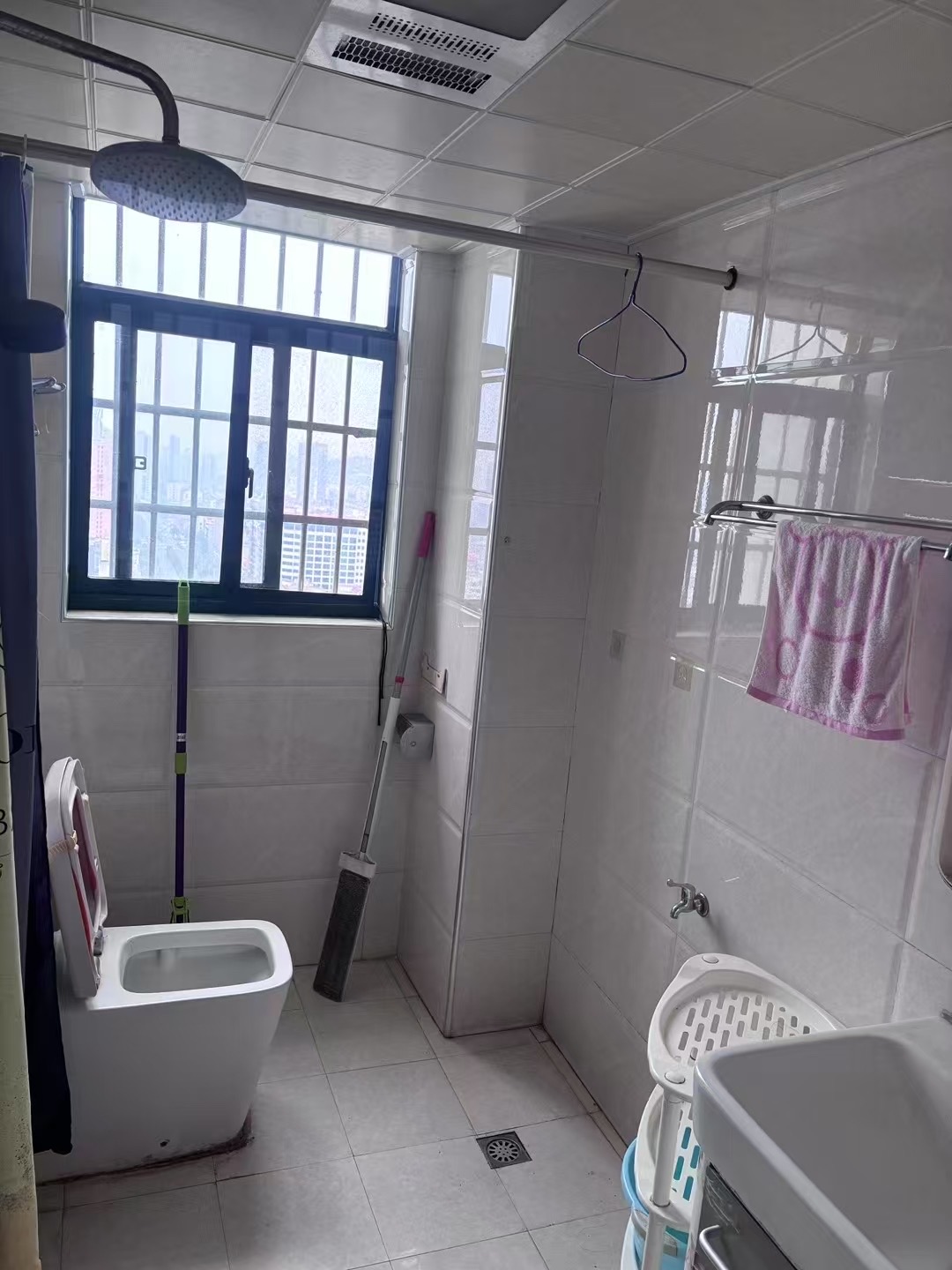 富厚名邸  2室1厅1卫    1800.0元/月 富厚名邸  2室1厅1卫    1800.0元/月室内图