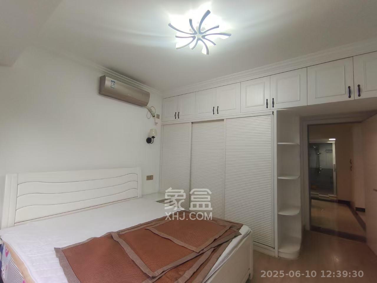 潇湘名城(新里程潇湘名城)  3室2厅1卫   2700.00元/月室内图