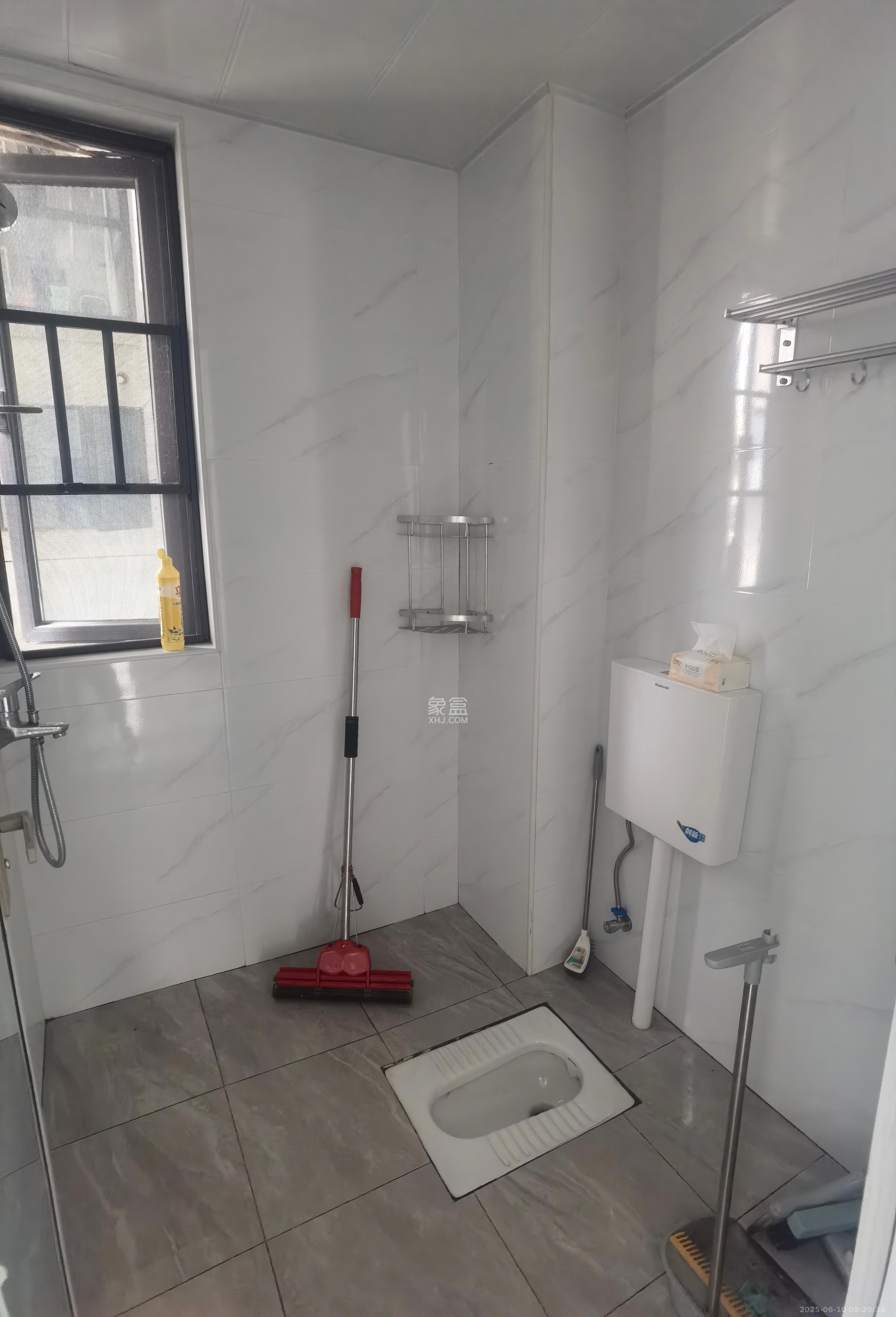 南山十里天池 3室2厅2卫 2600.0元/月 南山十里天池 3室2厅2卫 2600.0元/月室内图