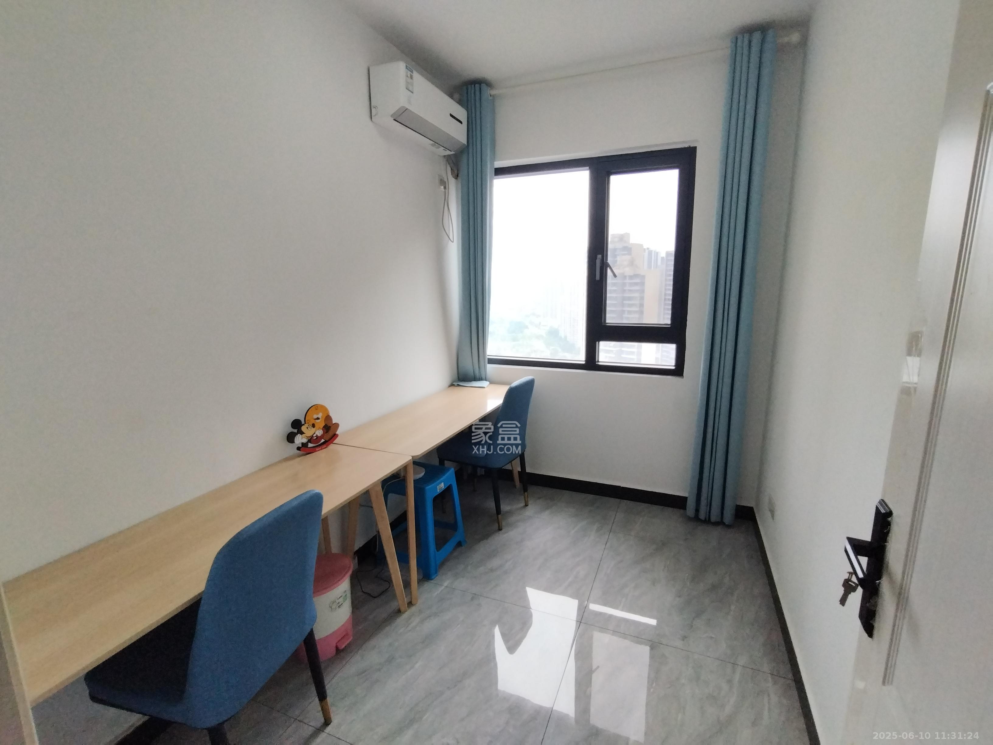 梅溪正荣府  1室2厅2卫   3000.00元/月室内图