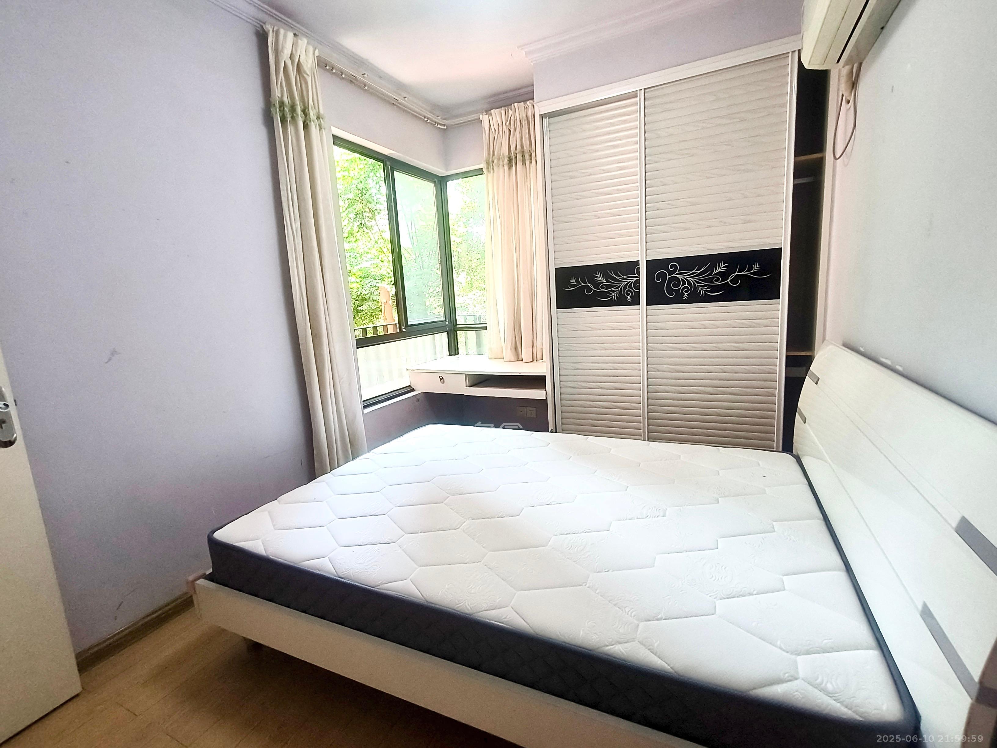 华润凤凰城二期 3室2厅1卫 1650.0元/月 华润凤凰城二期 3室2厅1卫 1650.0元/月室内图