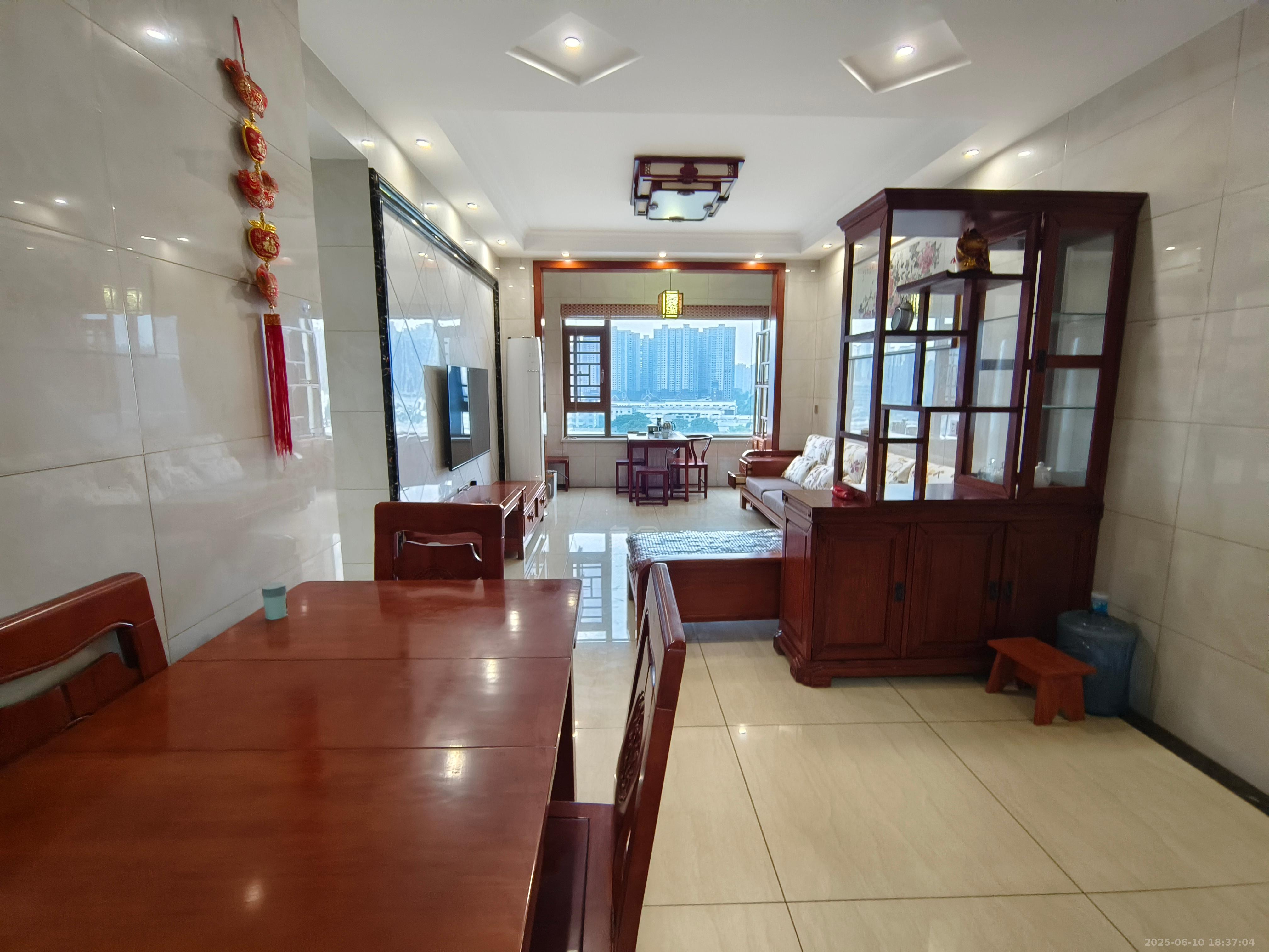 经世龙城 3室2厅2卫 1800.0元/月 经世龙城 3室2厅2卫 1800.0元/月室内图