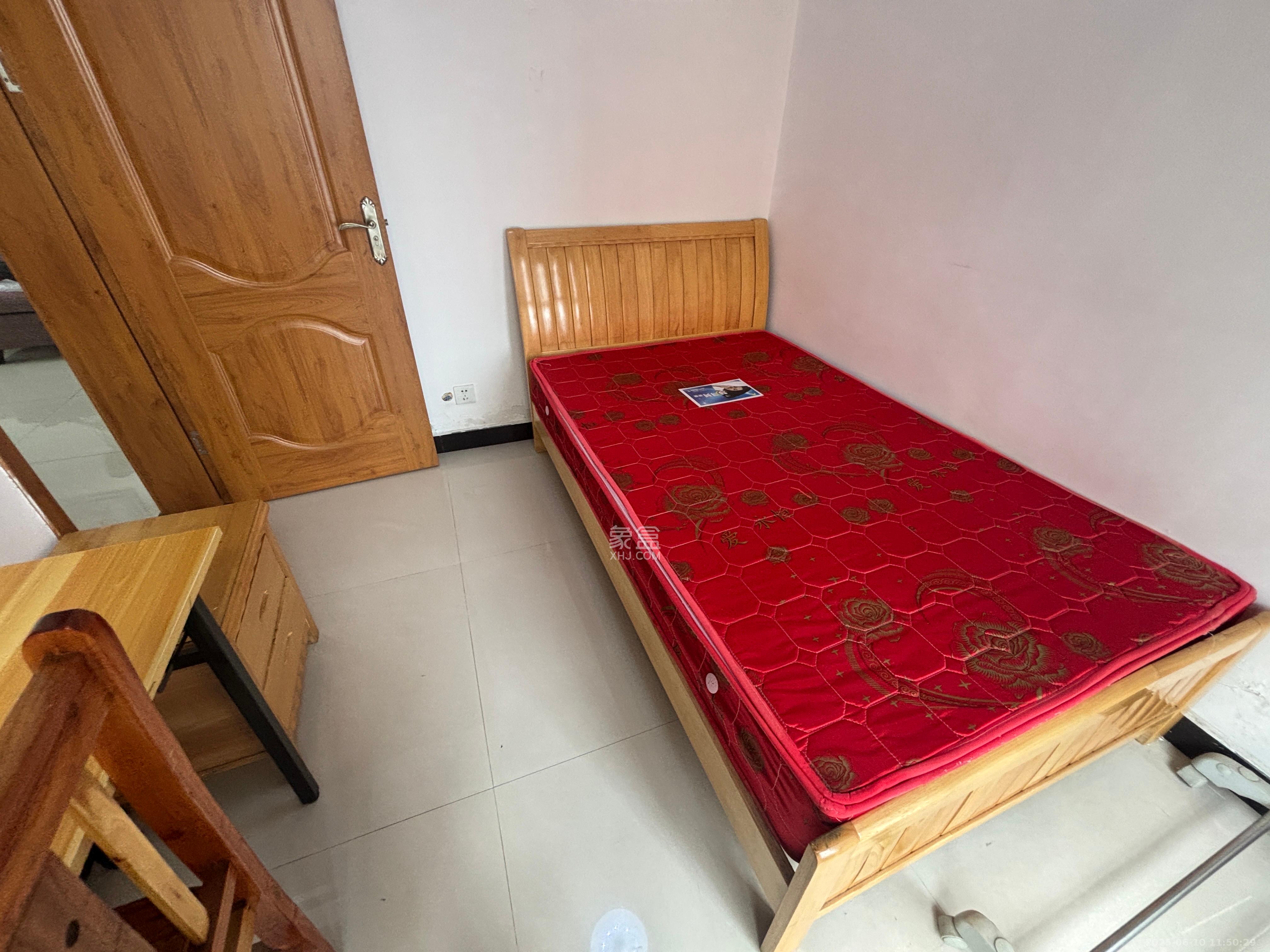 光明城市(星辰青年城) 3室2厅1卫 2300.0元/月 光明城市(星辰青年城) 3室2厅1卫 2300.0元/月室内图