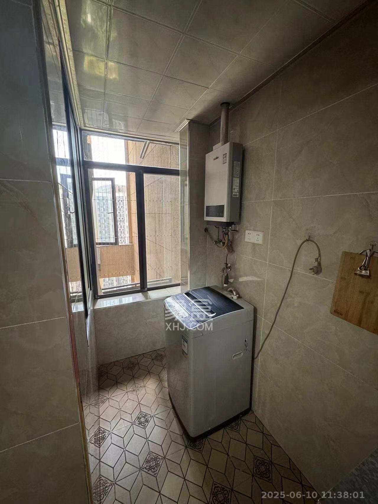 中海梅溪湖壹号  3室2厅1卫   2600.00元/月室内图