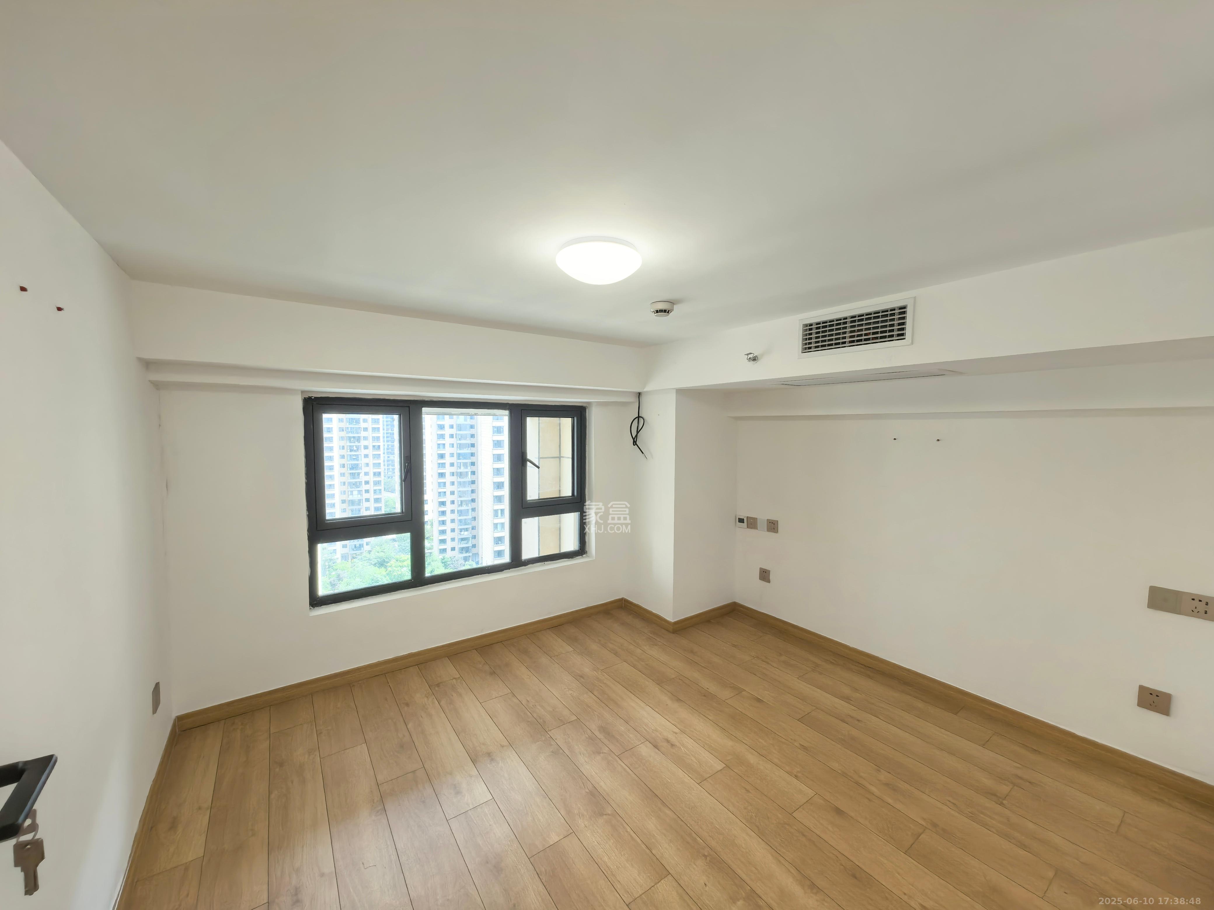 梦想新天地 2室2厅1卫 2500.0元/月 梦想新天地 2室2厅1卫 2500.0元/月室内图