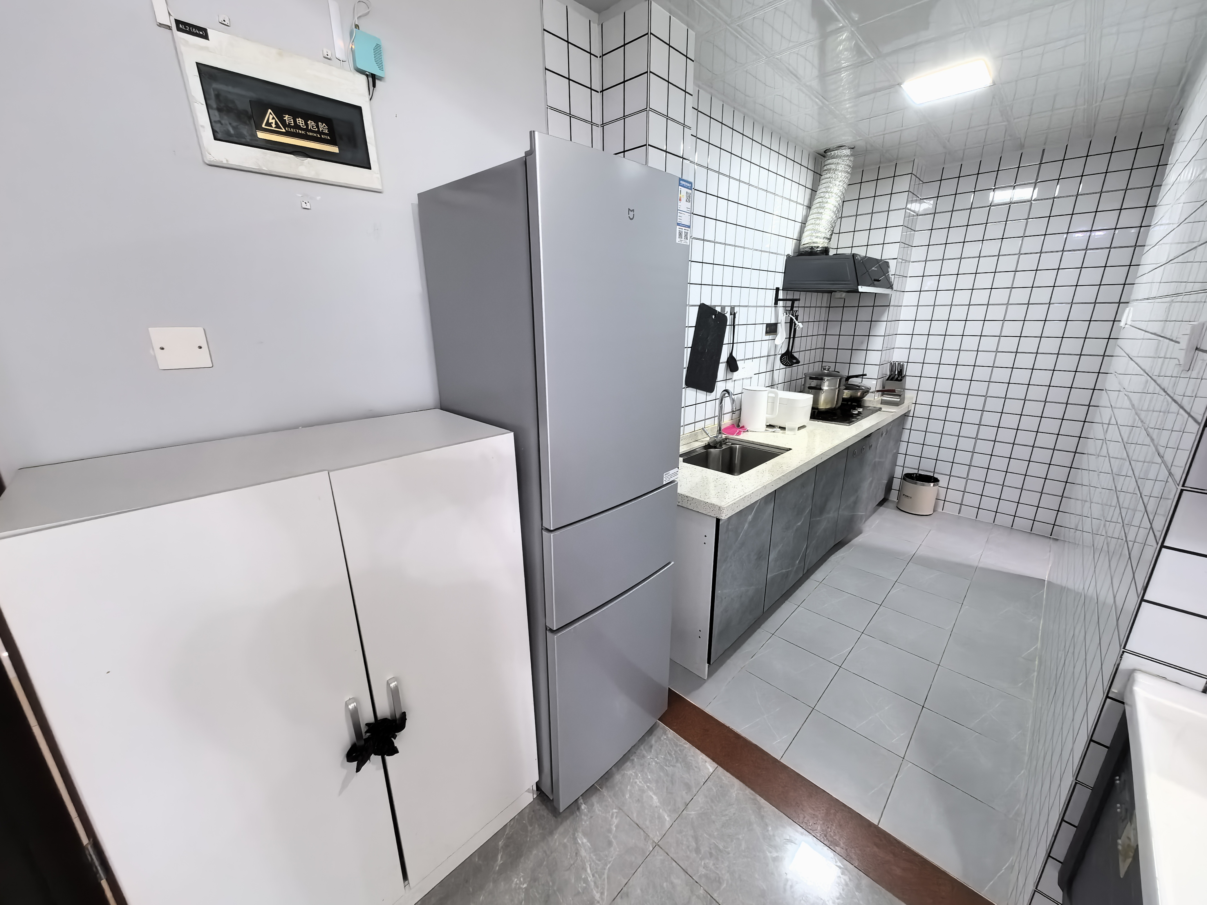 碧桂园滨海国际二期(君临湾) 1室2厅1卫 99.0万 碧桂园滨海国际二期(君临湾) 1室2厅1卫 99.0万室内图