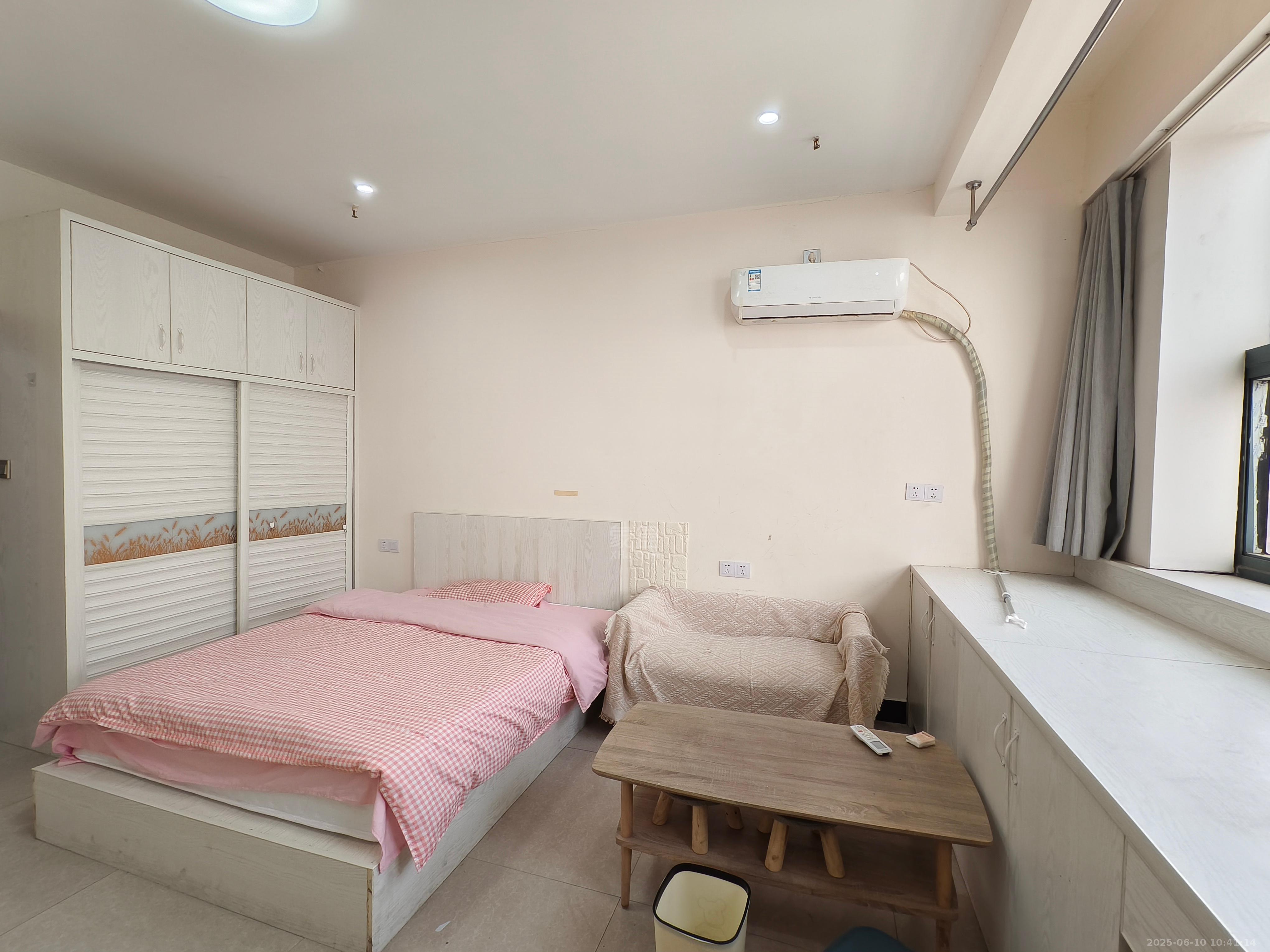 金质颐园 1室1厅1卫 1000.0元/月 金质颐园 1室1厅1卫 1000.0元/月室内图