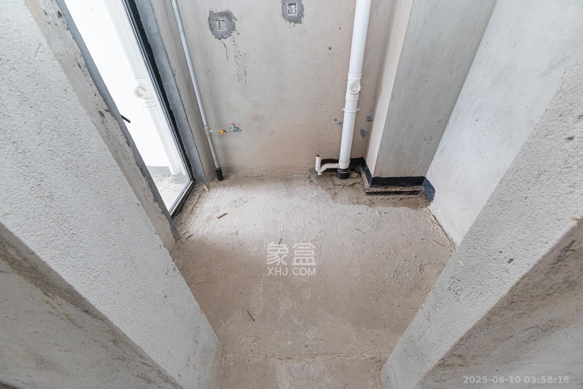 润和之悦(金泽园) 3室2厅1卫 62.0万 润和之悦(金泽园) 3室2厅1卫 62.0万厨房