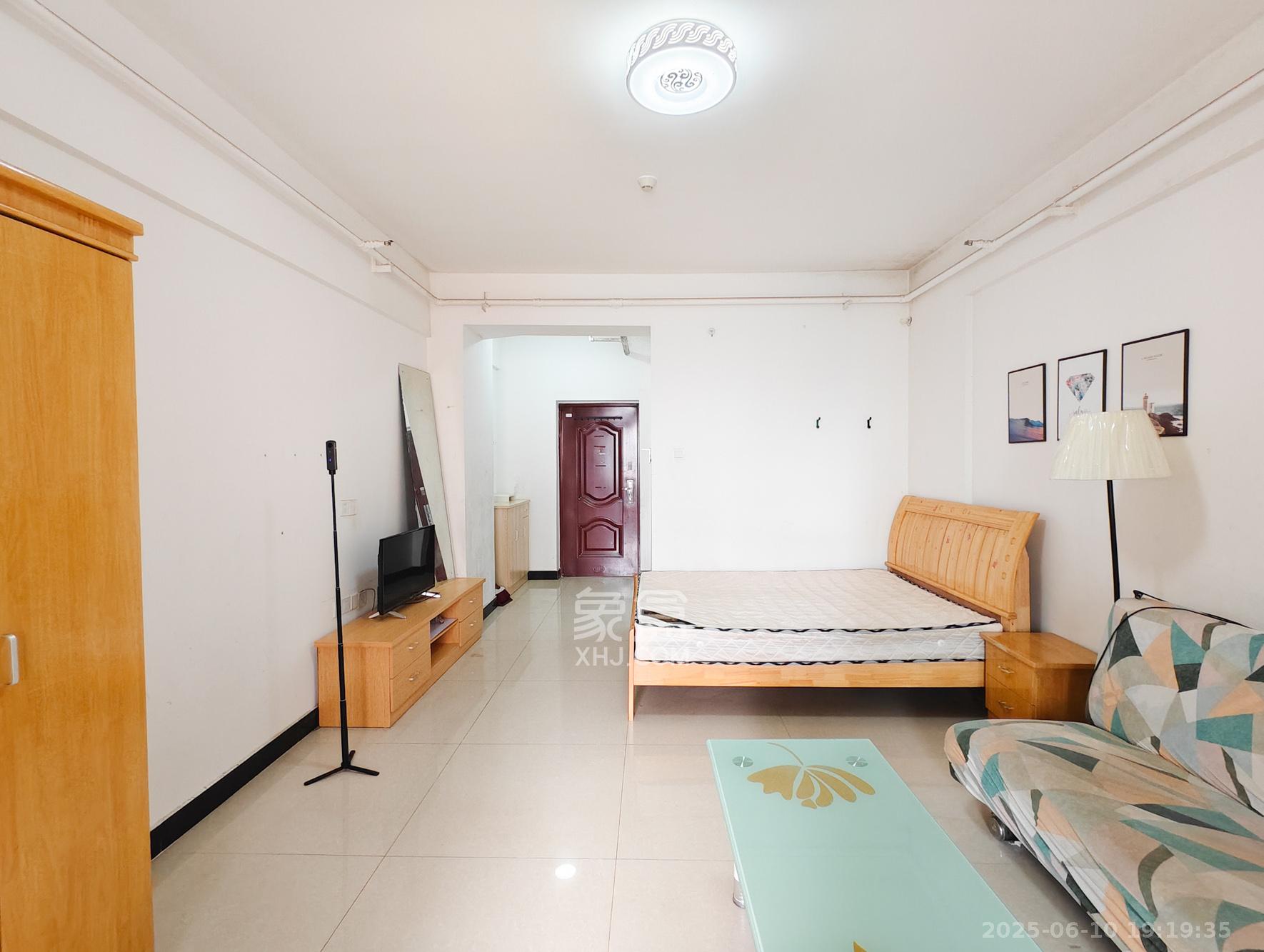 五矿万境水岸二期(五矿万境水岸和苑)  1室1厅1卫    42.0万 五矿万境水岸二期(五矿万境水岸和苑)  1室1厅1卫    42.0万