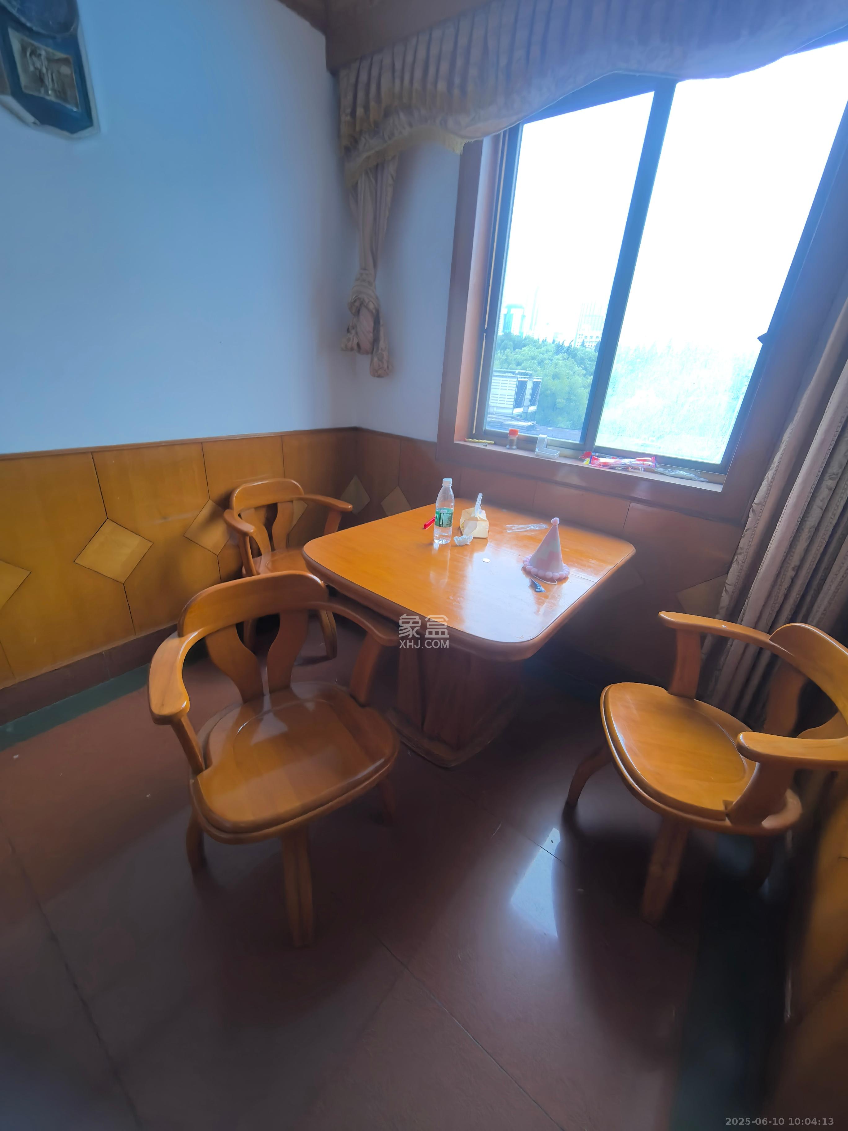 省公路局宿舍 3室2厅2卫 3200.0元/月 省公路局宿舍 3室2厅2卫 3200.0元/月室内图