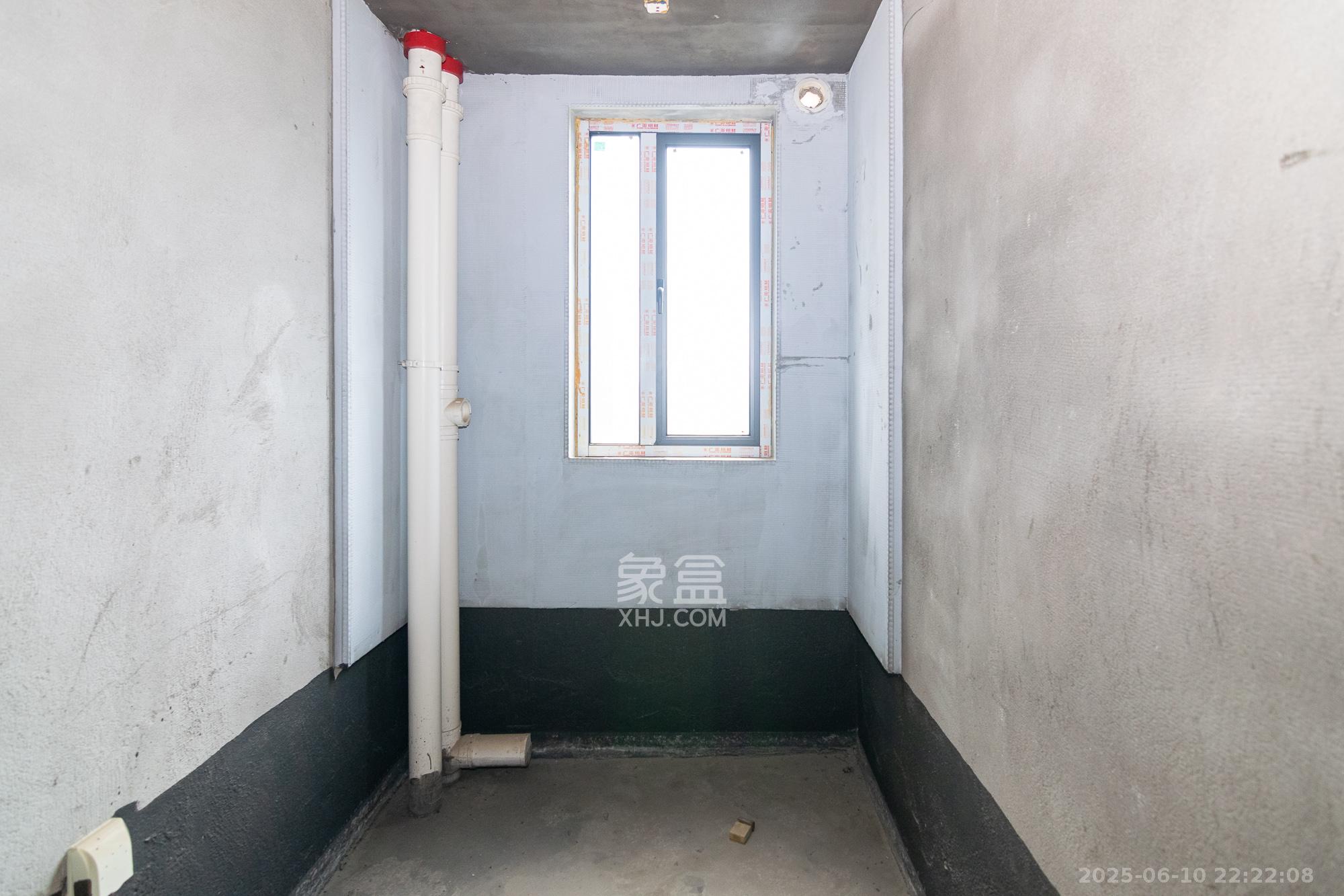 澳海望洲府  3室2厅2卫    72.0万 澳海望洲府  3室2厅2卫    72.0万卫生间