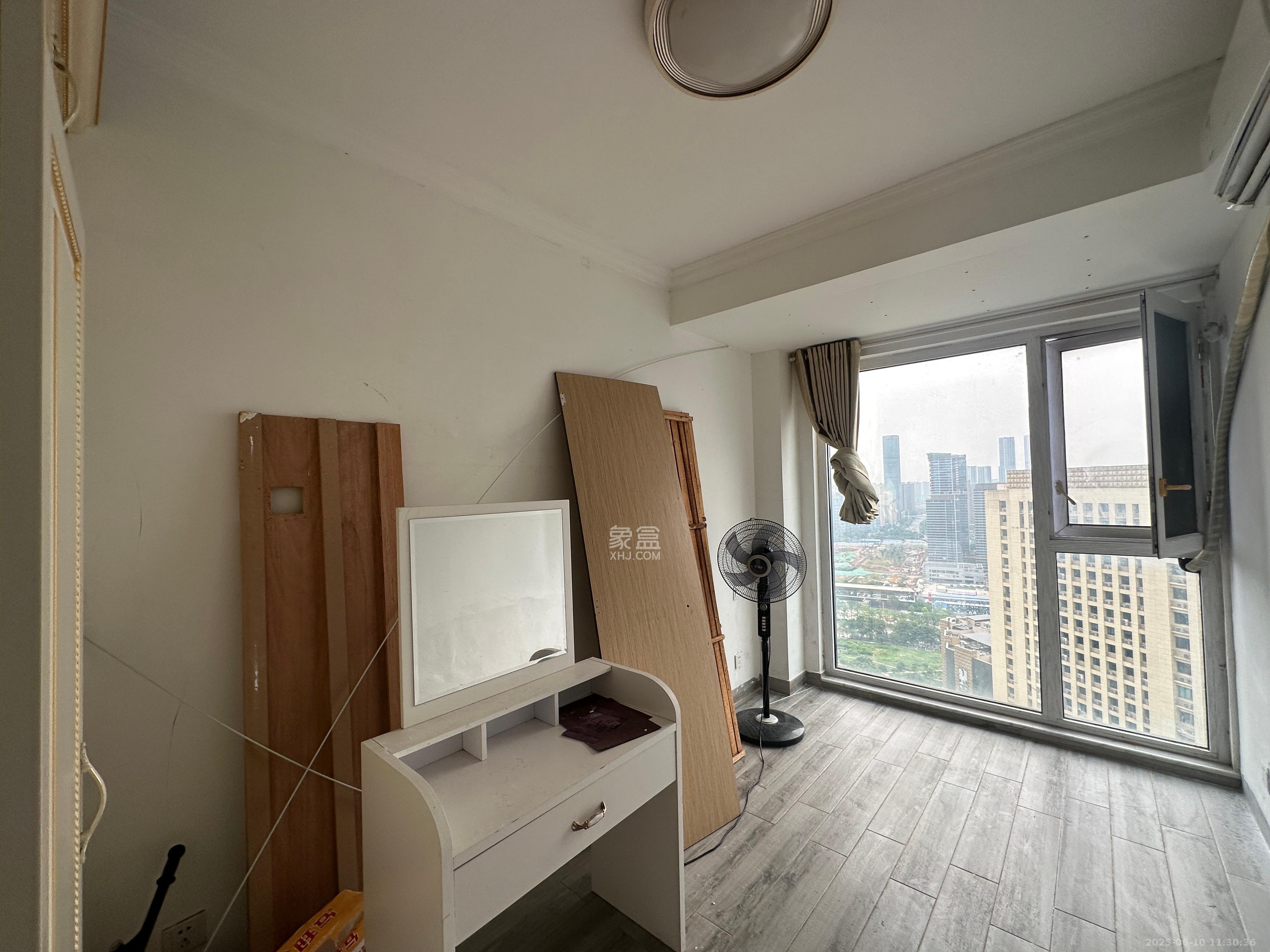 半山壹号 3室2厅2卫 3400.0元/月 半山壹号 3室2厅2卫 3400.0元/月室内图