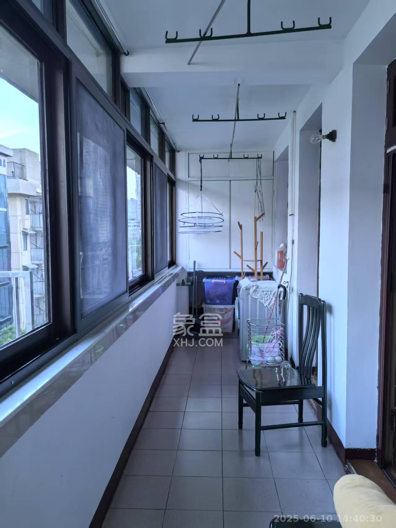 交通厅宿舍 3室1厅1卫 2900.0元/月 交通厅宿舍 3室1厅1卫 2900.0元/月室内图