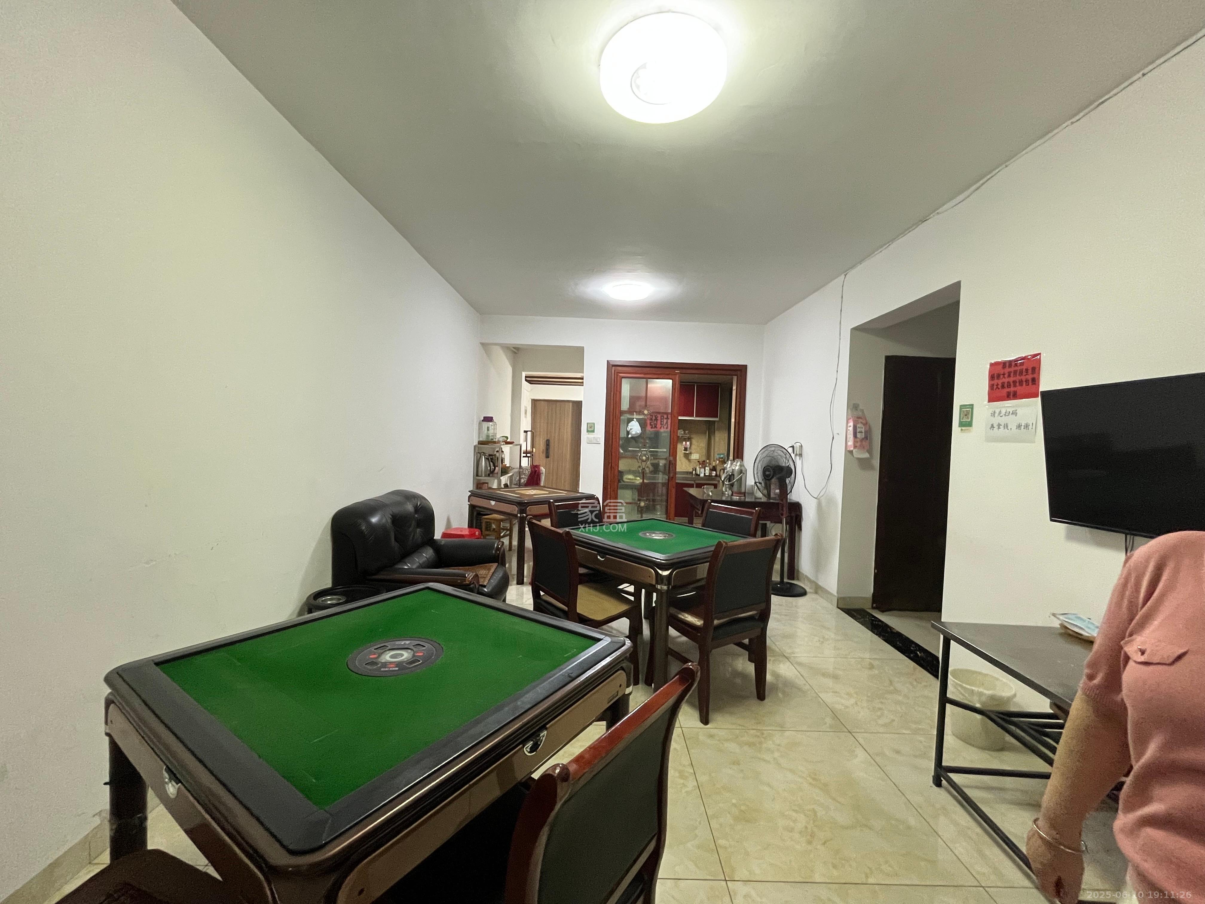 恒基凯旋门一二期 3室1厅1卫 2100.0元/月 恒基凯旋门一二期 3室1厅1卫 2100.0元/月室内图