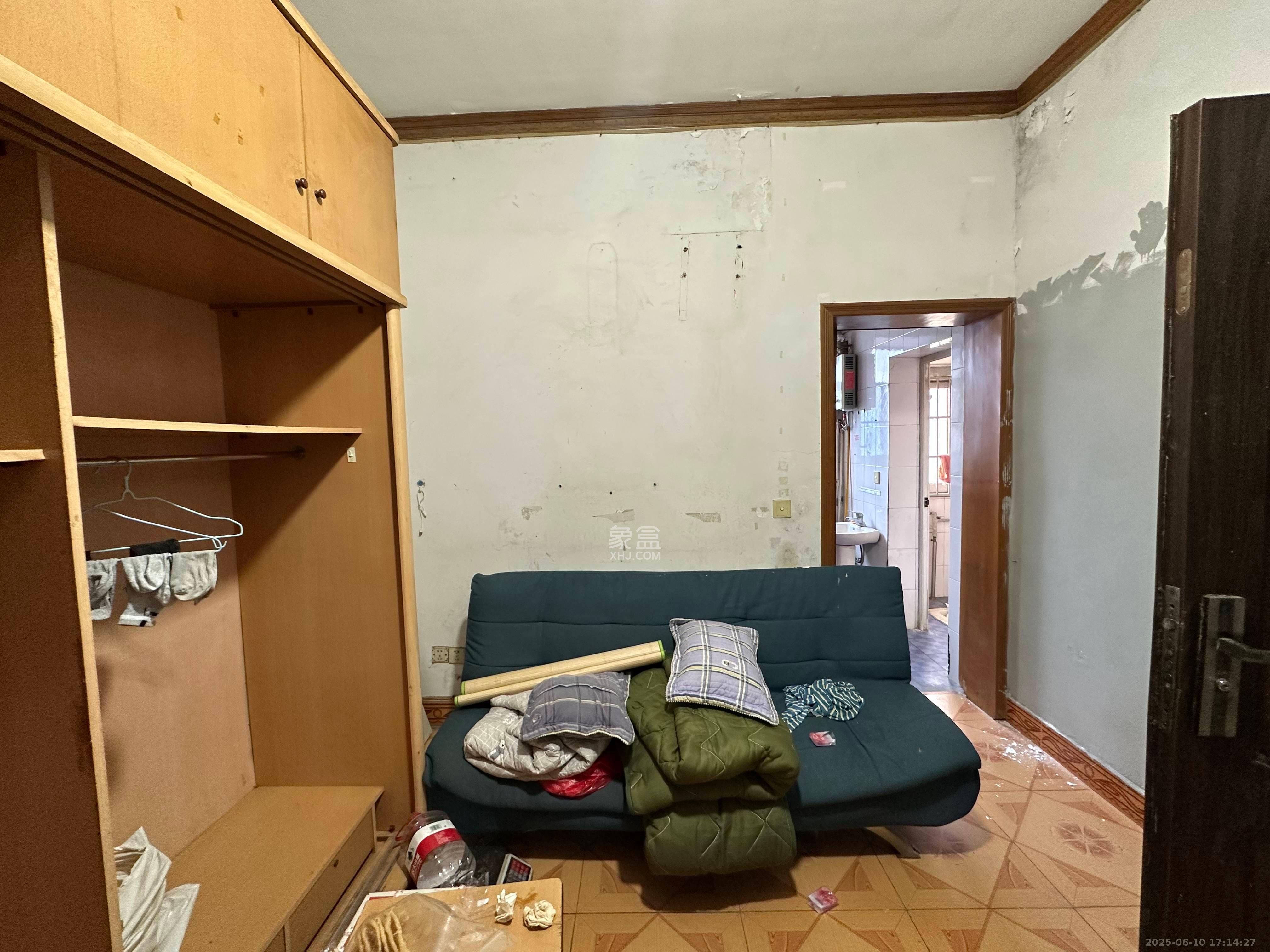 湘宾宿舍 1室1厅1卫 1200.0元/月 湘宾宿舍 1室1厅1卫 1200.0元/月室内图