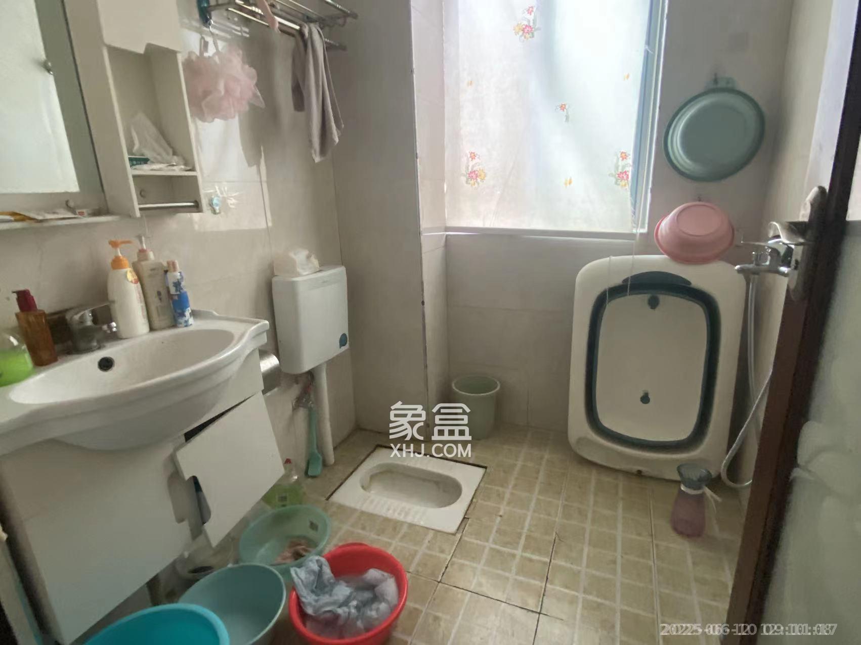 鑫远熙山  4室2厅1卫   2680.00元/月室内图