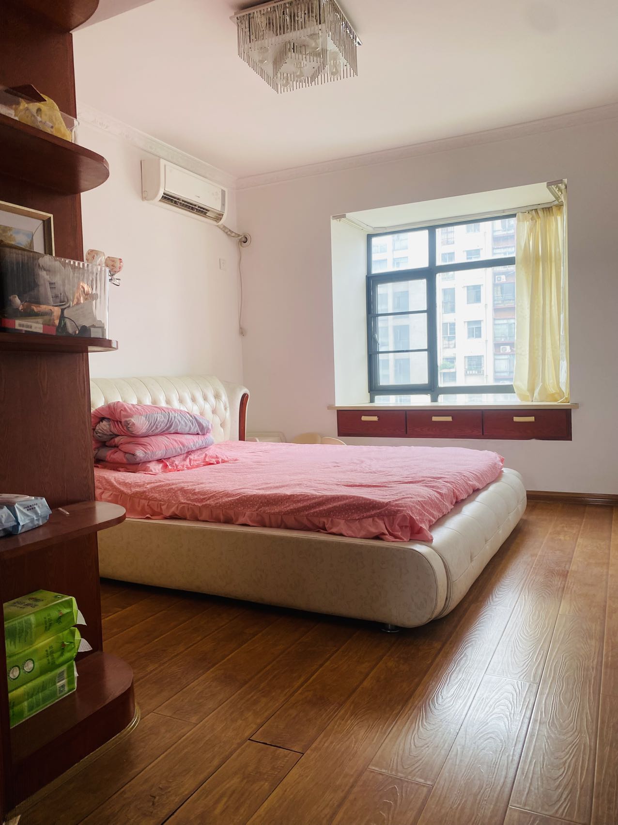 古城春天 3室2厅2卫 1600.0元/月 古城春天 3室2厅2卫 1600.0元/月室内图