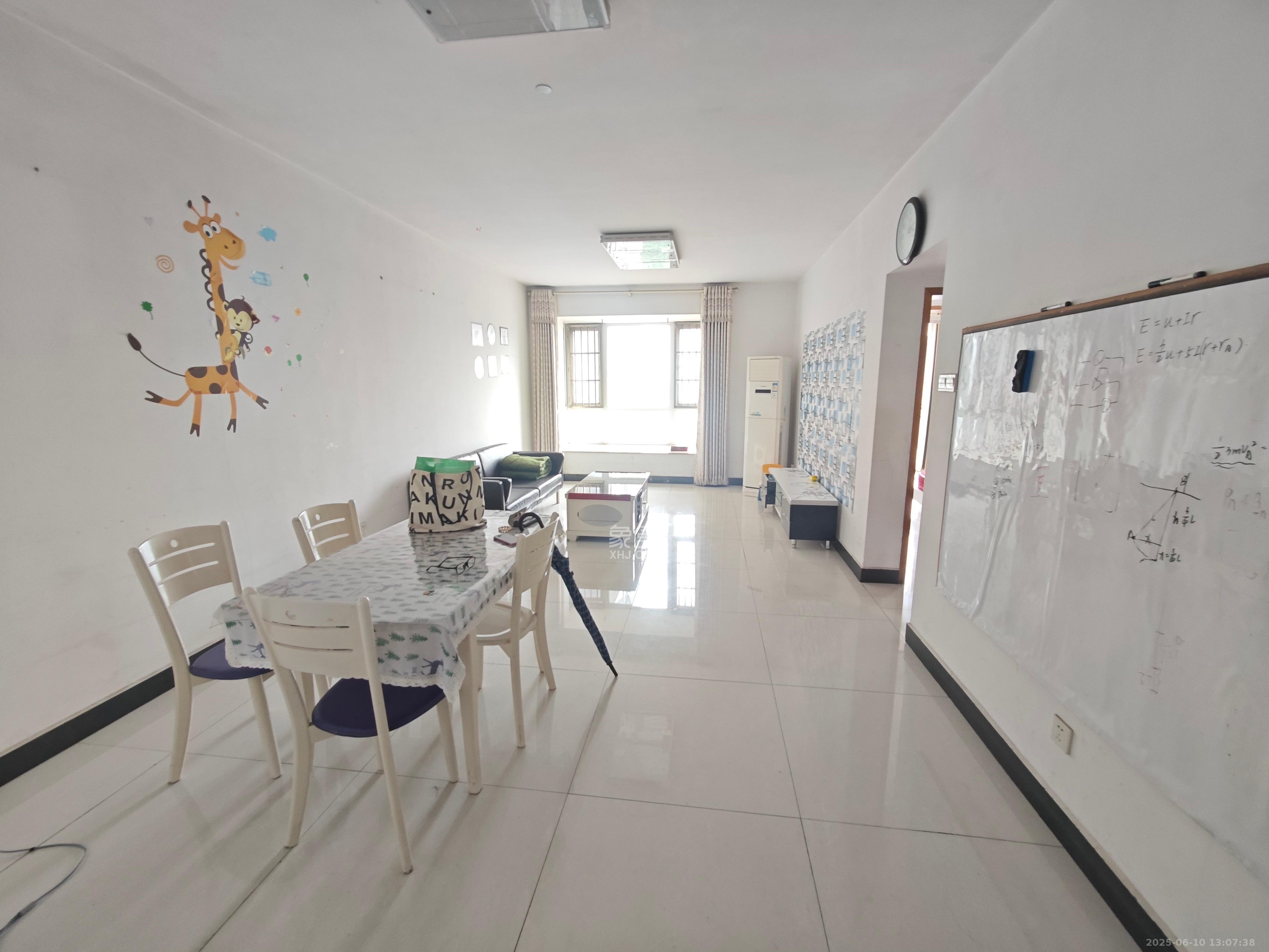 长城非常生活  2室1厅1卫    2800.0元/月 长城非常生活  2室1厅1卫    2800.0元/月室内图