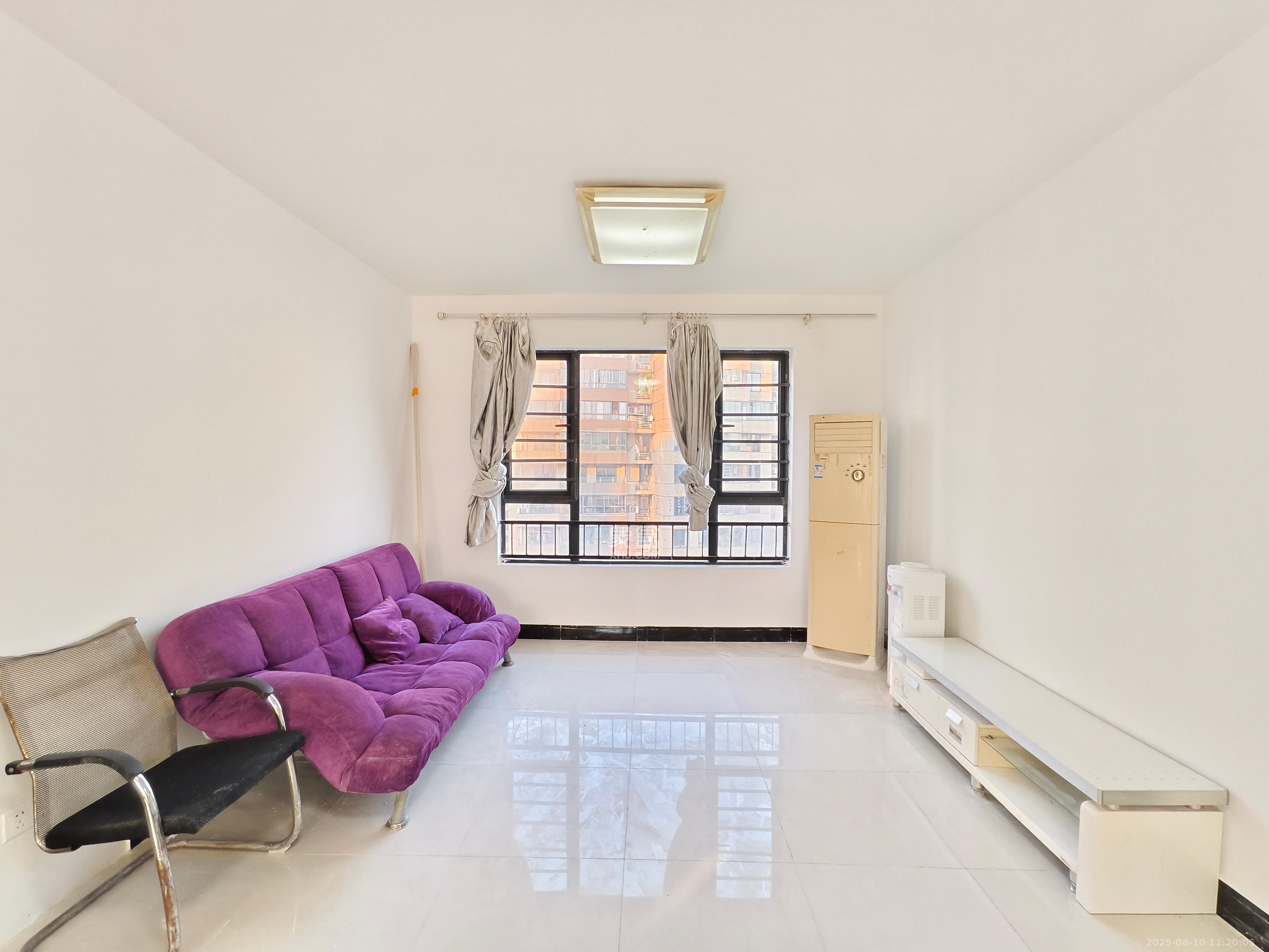 长房时代城 2室2厅1卫 2500.0元/月 长房时代城 2室2厅1卫 2500.0元/月室内图