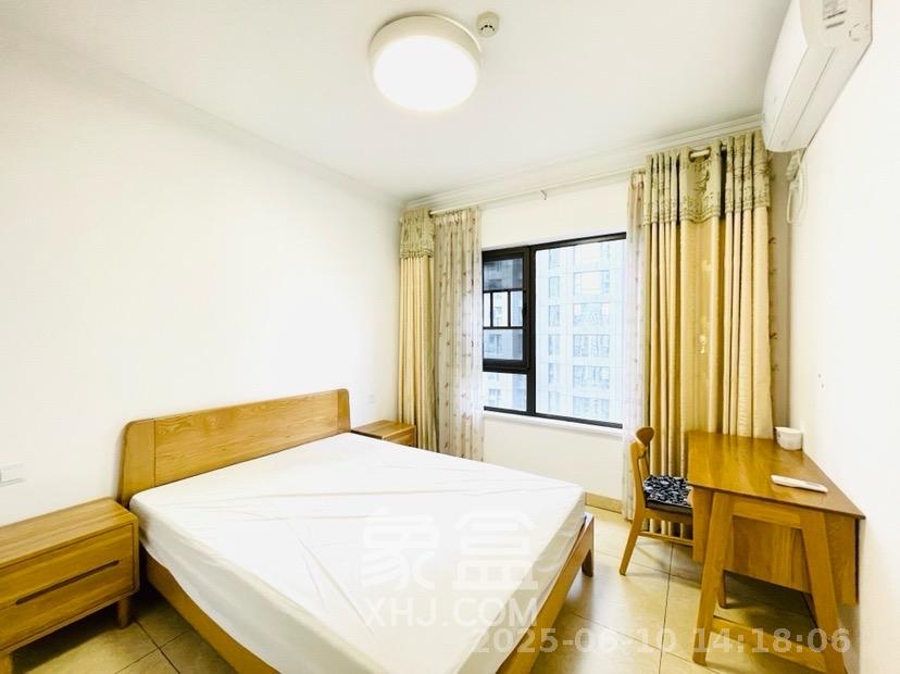 地质家园一、二期(地泰人民公馆) 2室2厅1卫 3000.0元/月 地质家园一、二期(地泰人民公馆) 2室2厅1卫 3000.0元/月室内图