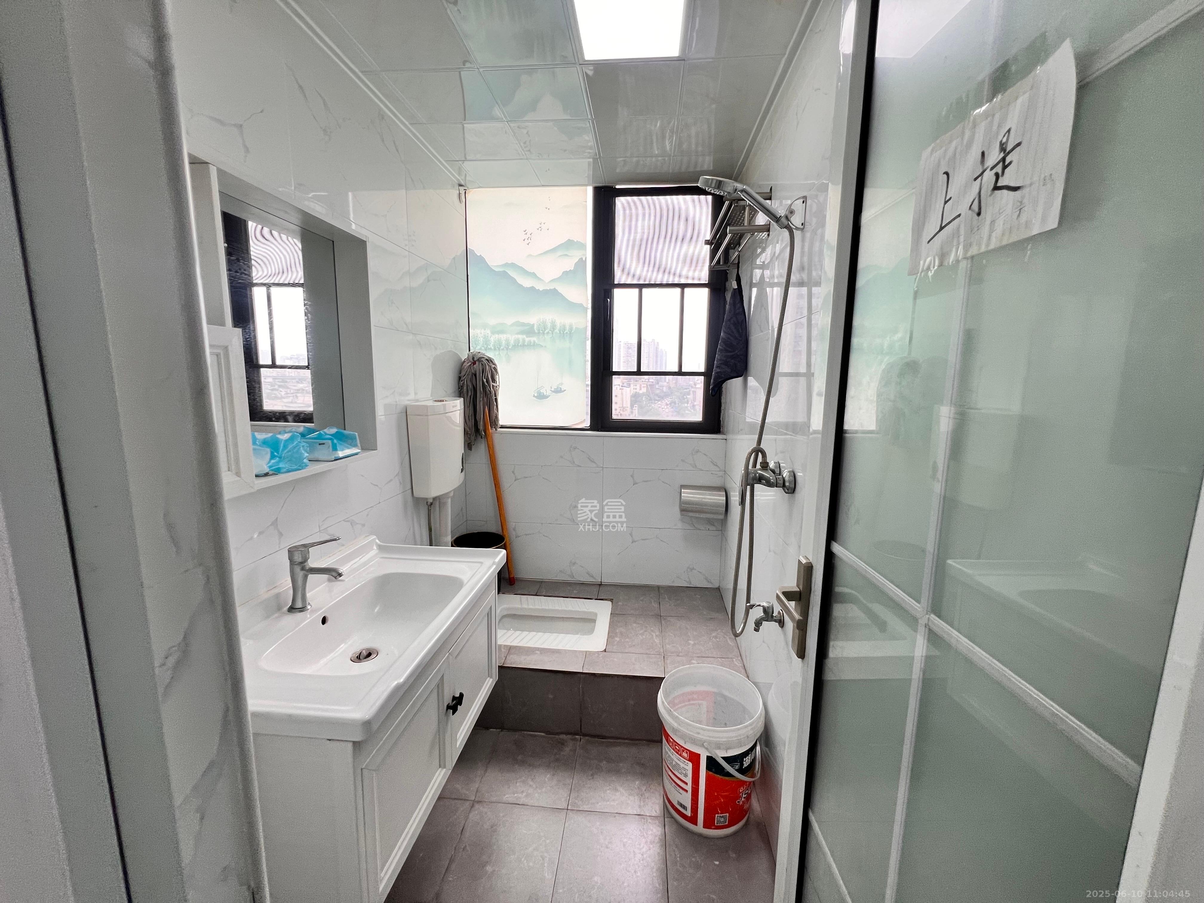 建安新商汇  3室2厅1卫   5500.00元/月室内图