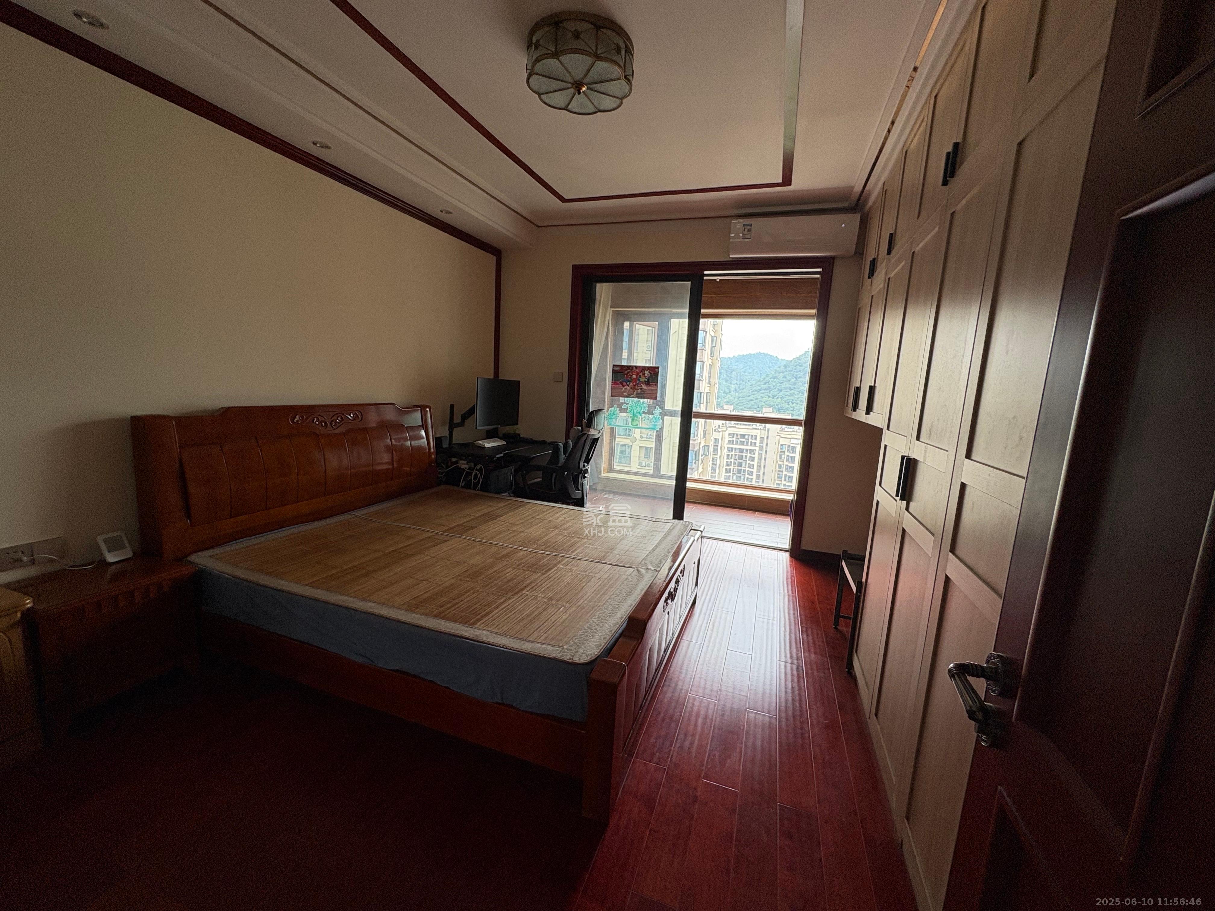 中海梅溪湖壹号  3室2厅2卫   3980.00元/月室内图