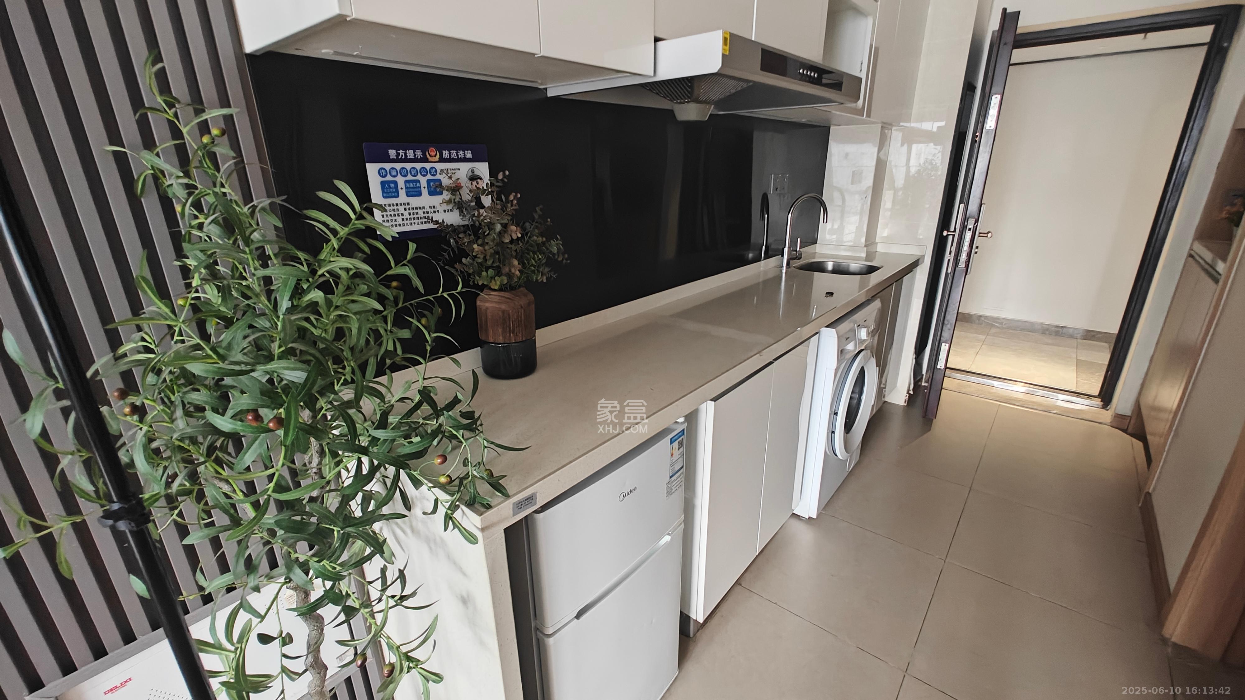 阳光城檀悦 1室1厅1卫 2600.0元/月 阳光城檀悦 1室1厅1卫 2600.0元/月室内图