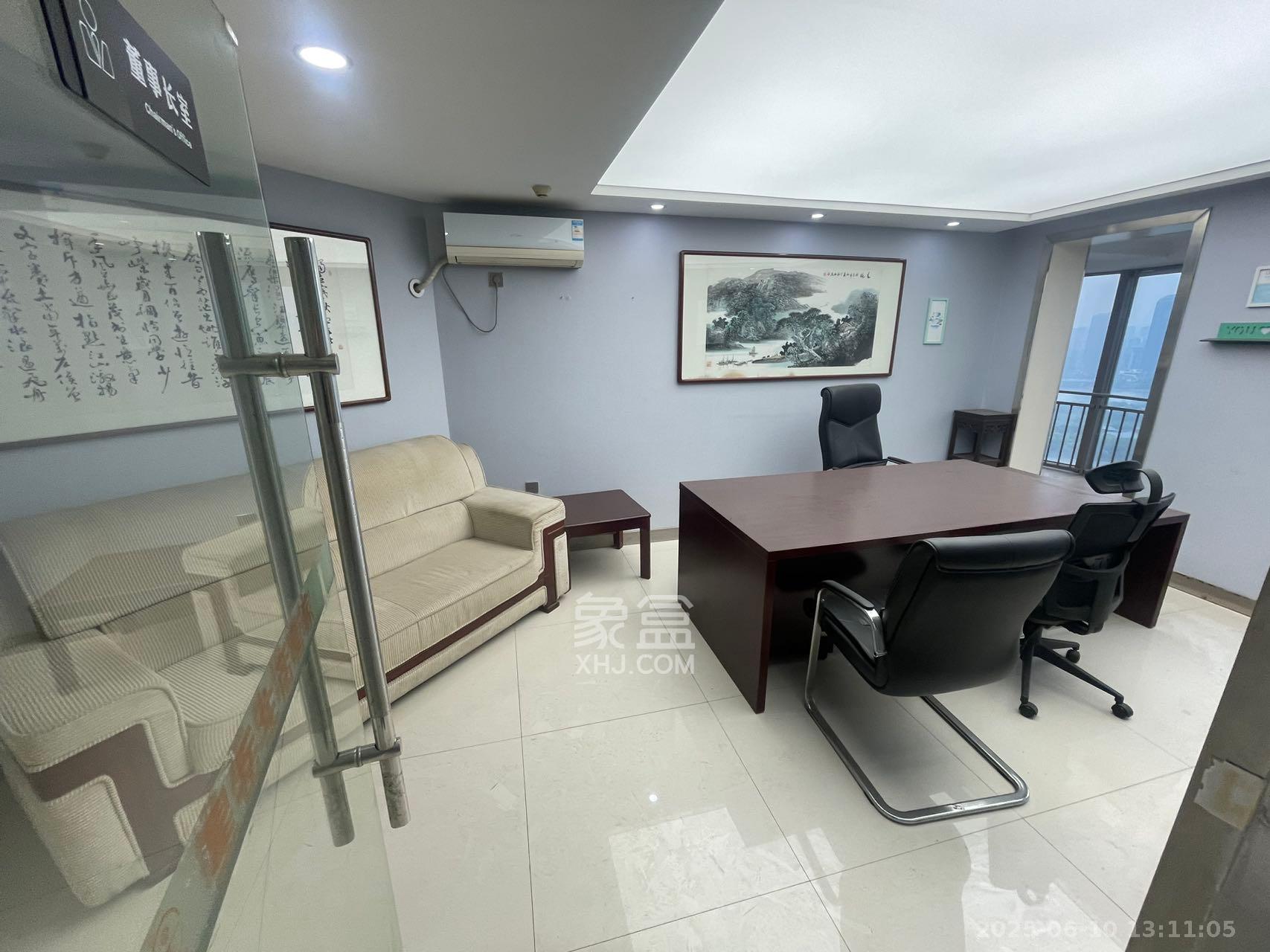 潮宗御苑  3室2厅2卫    7000.0元/月室内图