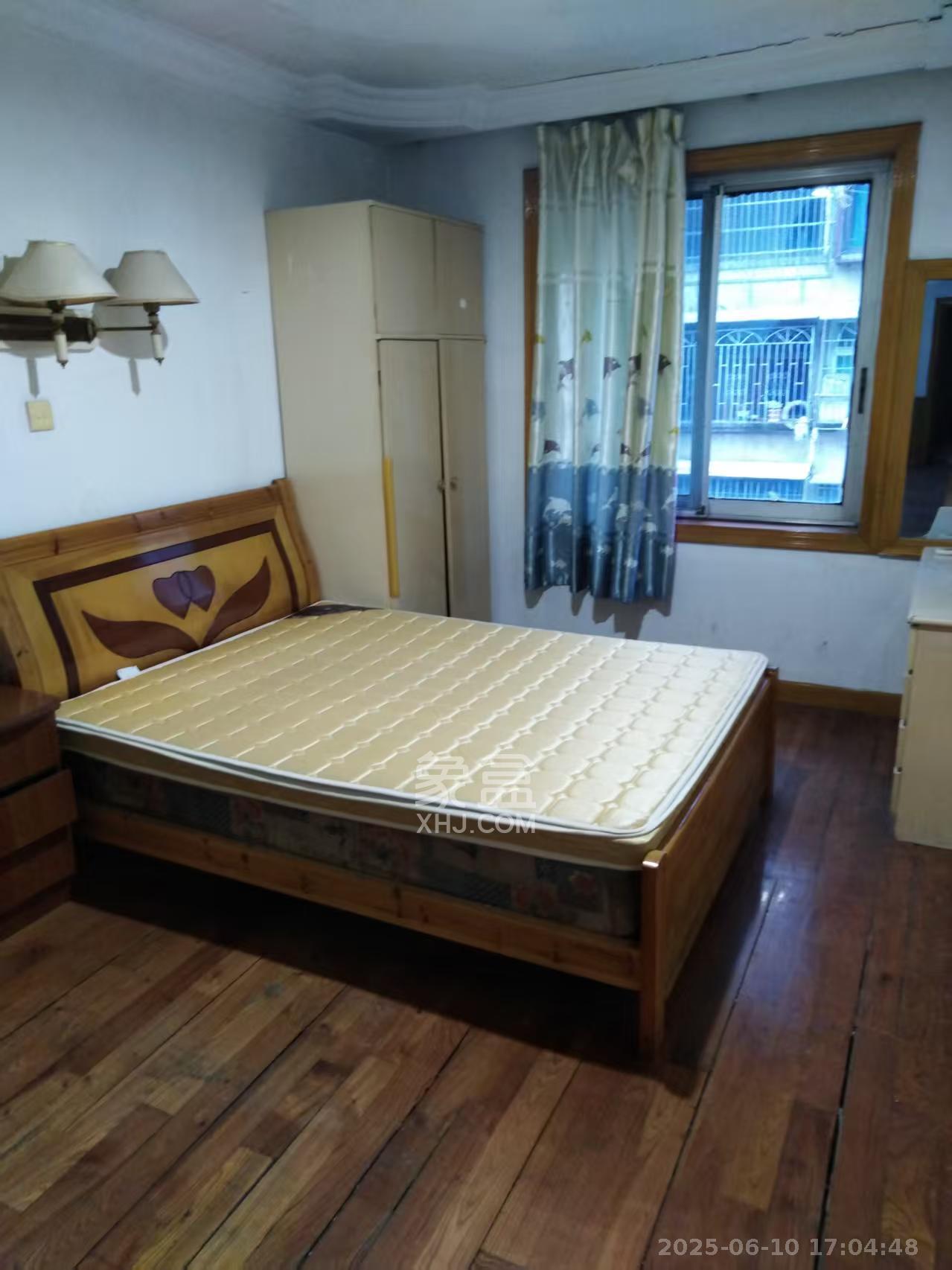 建安小区 3室2厅0卫 1500.0元/月 建安小区 3室2厅0卫 1500.0元/月室内图