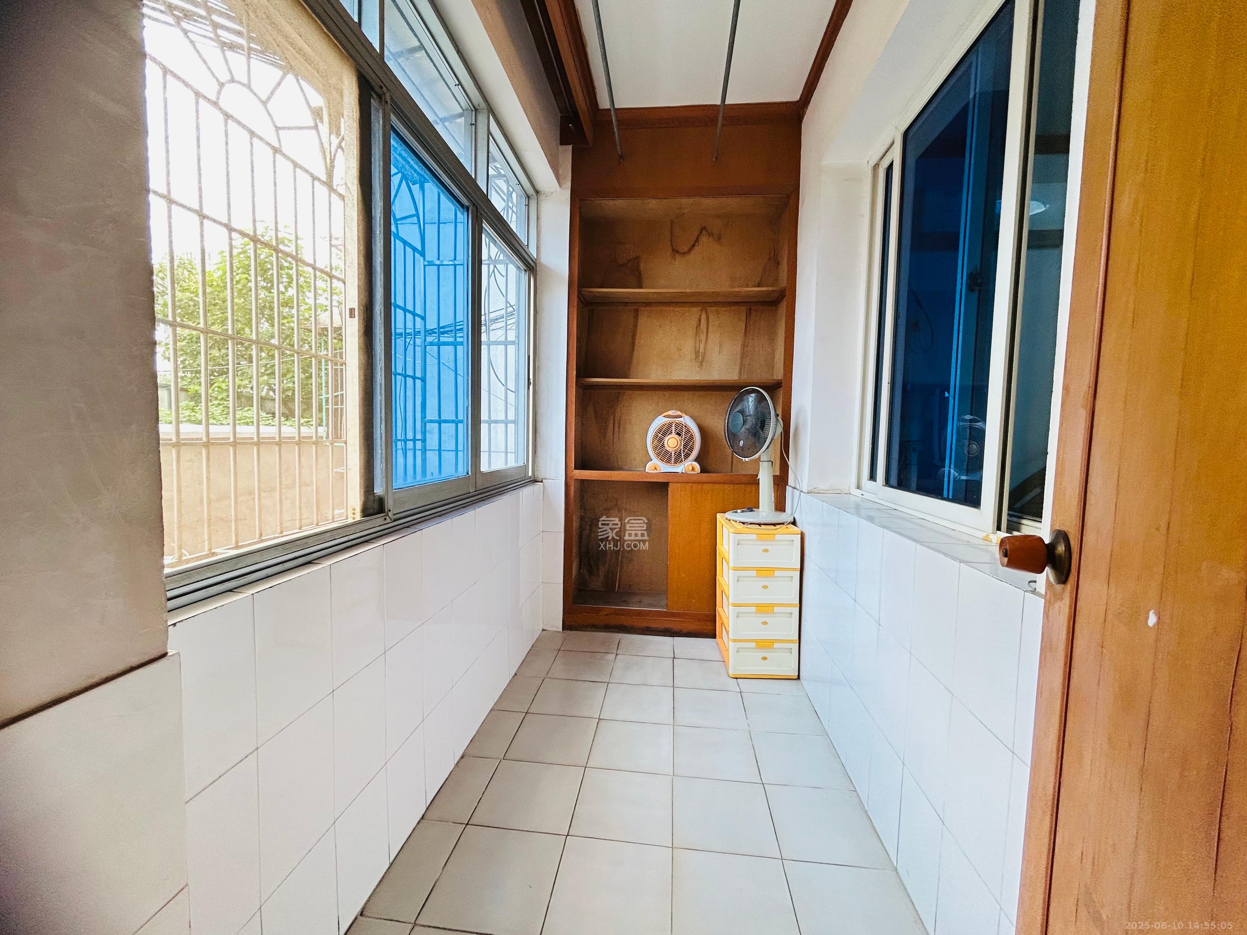 湖南石油化学工业局小区(侯家塘化工厅) 1室0厅1卫 2000.0元/月 湖南石油化学工业局小区(侯家塘化工厅) 1室0厅1卫 2000.0元/月室内图