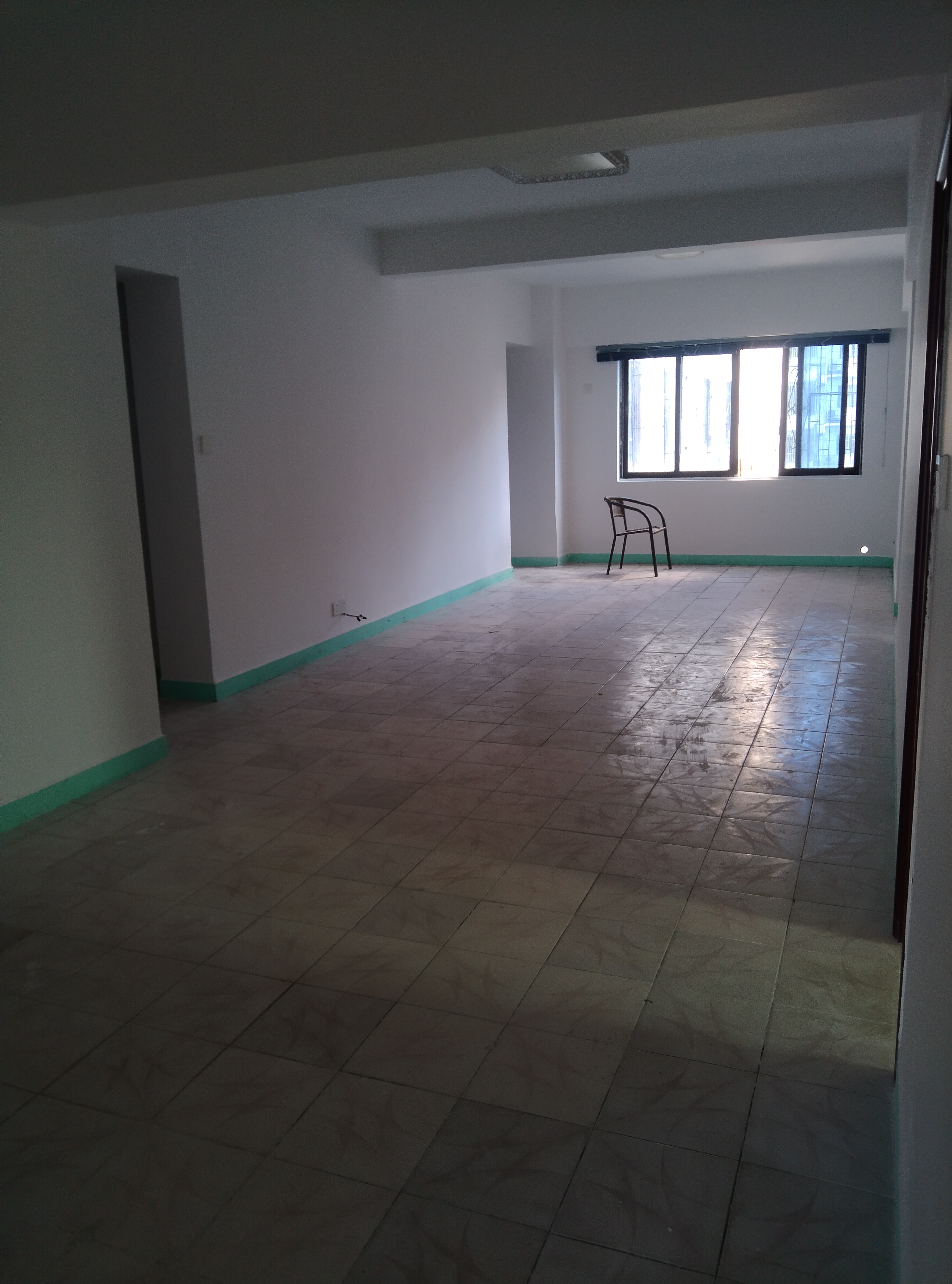 海瀛大厦 4室2厅2卫 3500.0元/月 海瀛大厦 4室2厅2卫 3500.0元/月室内图