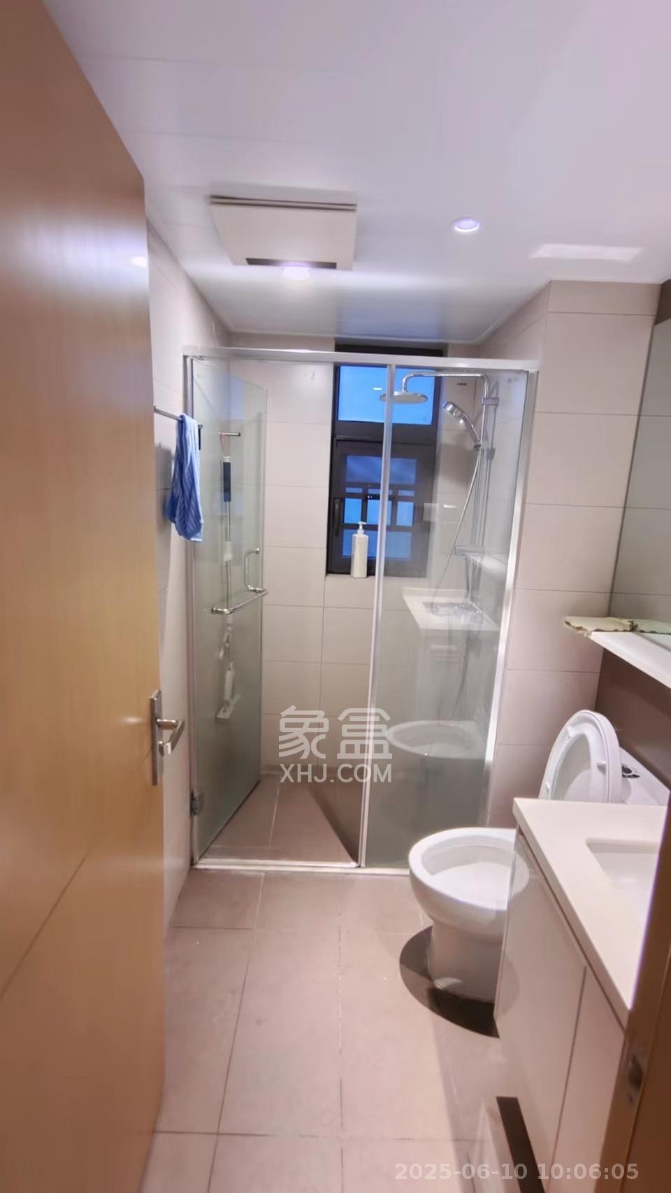 时代倾城四期  2室2厅1卫    1900.0元/月室内图