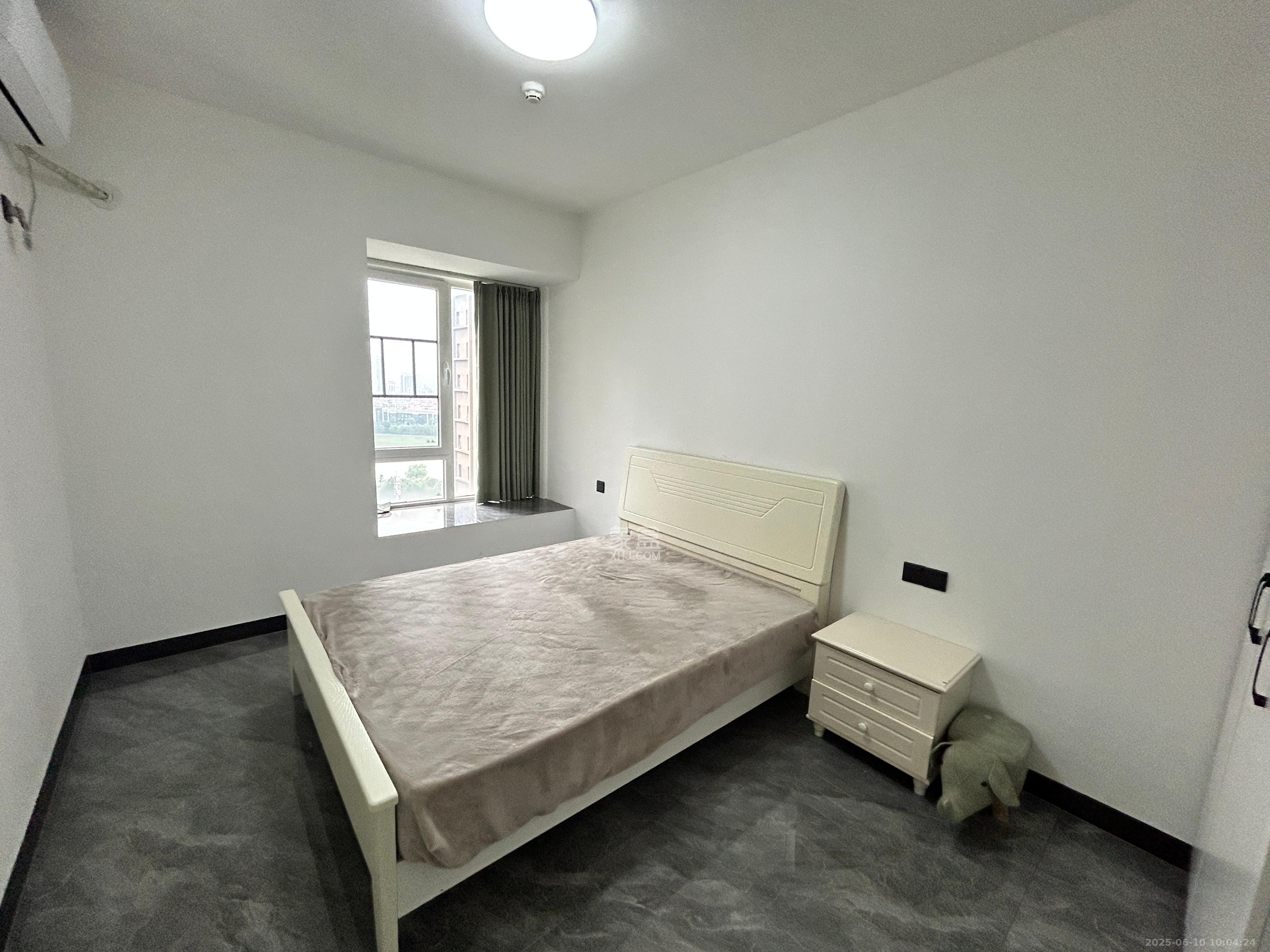 北辰三角洲C3区  5室2厅2卫    6800.0元/月室内图