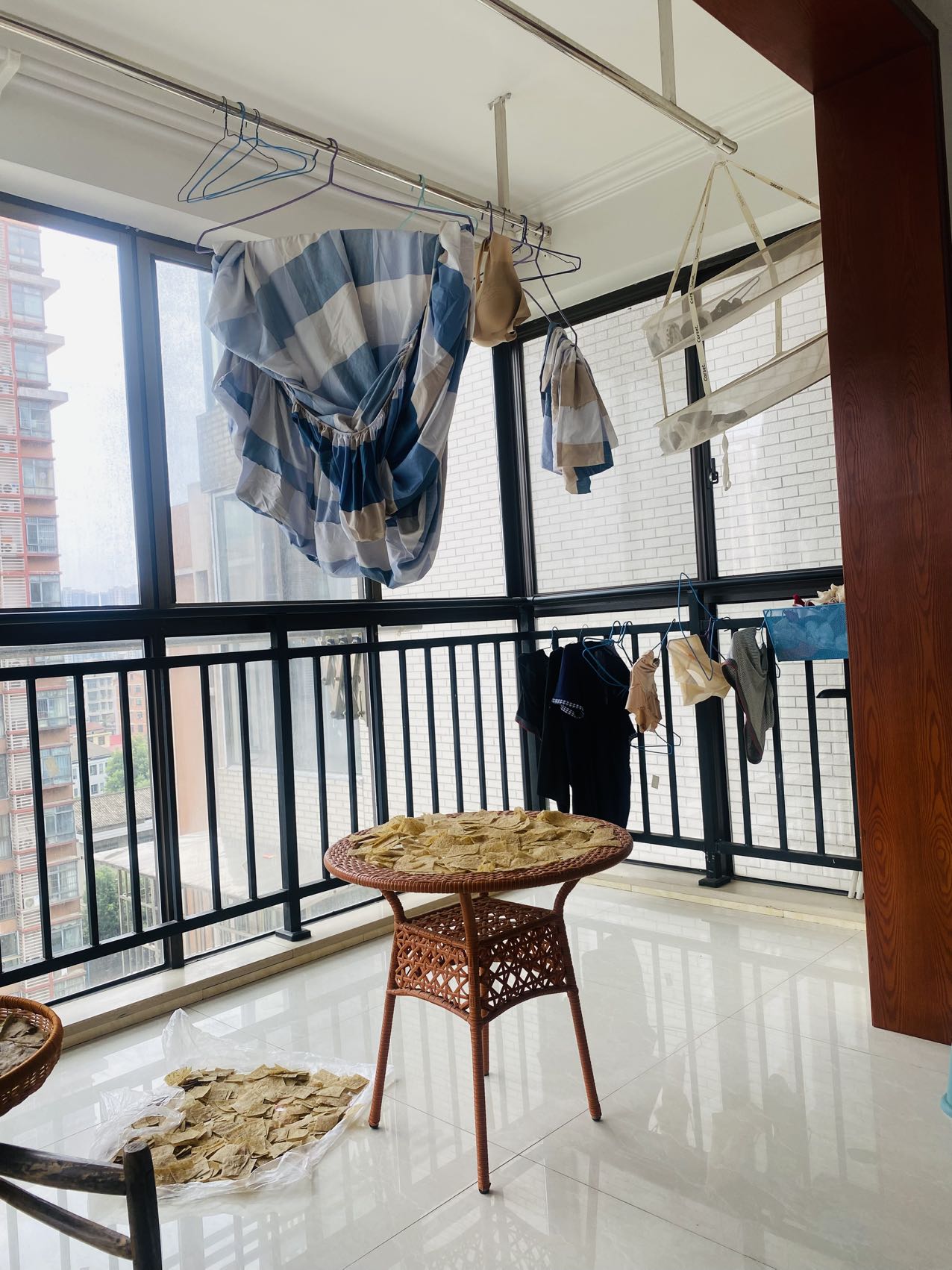 古城春天 3室2厅2卫 1600.0元/月 古城春天 3室2厅2卫 1600.0元/月室内图