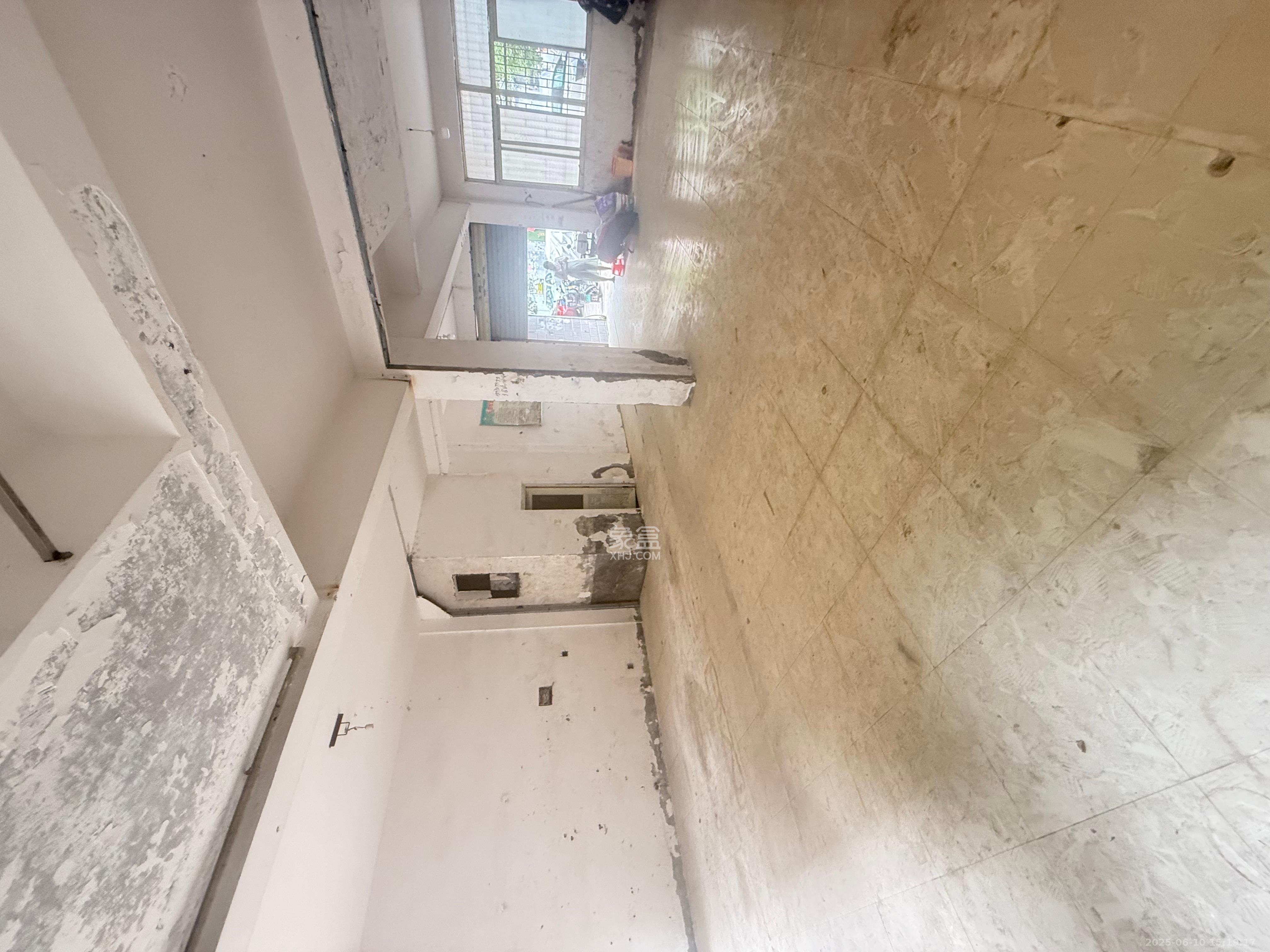 五一新村安置小区(永定社区、永兴社区、永祥社区) 1室0厅0卫 4000.0元/月 五一新村安置小区(永定社区、永兴社区、永祥社区) 1室0厅0卫 4000.0元/月室内图