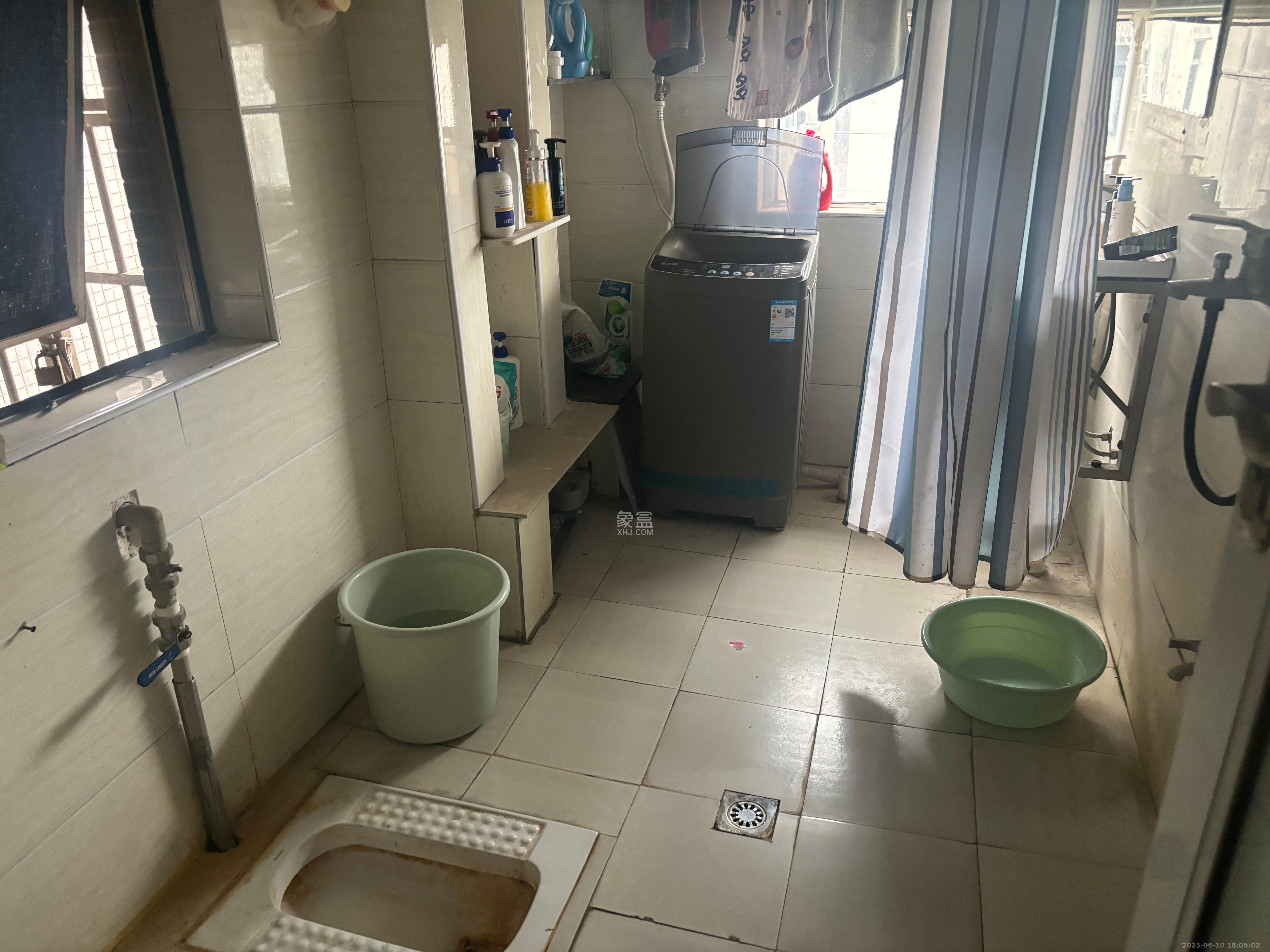 观湖公寓  1室1厅1卫   1600.00元/月室内图