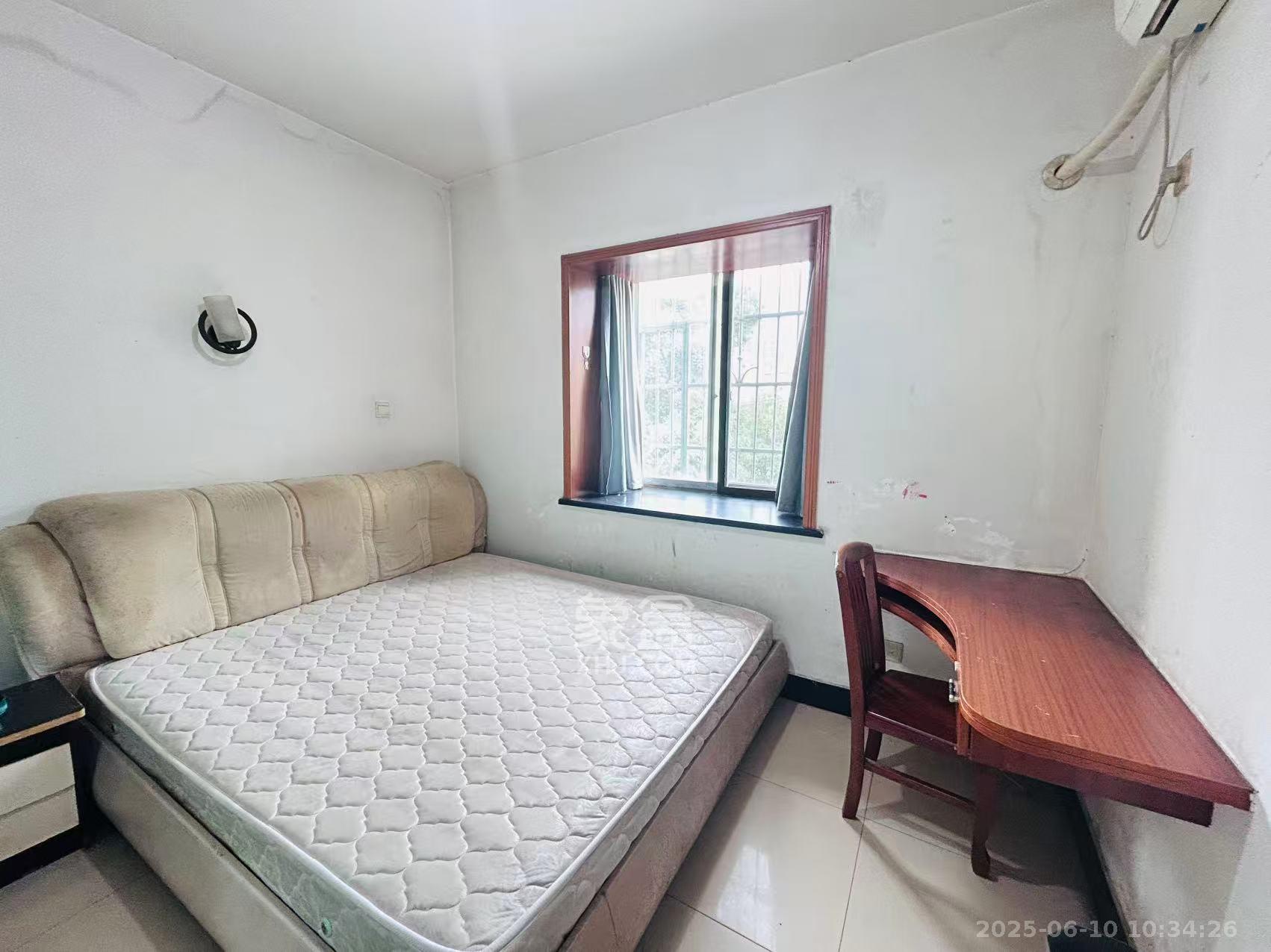 粟塘小区  3室2厅2卫    2000.0元/月 粟塘小区  3室2厅2卫    2000.0元/月室内图